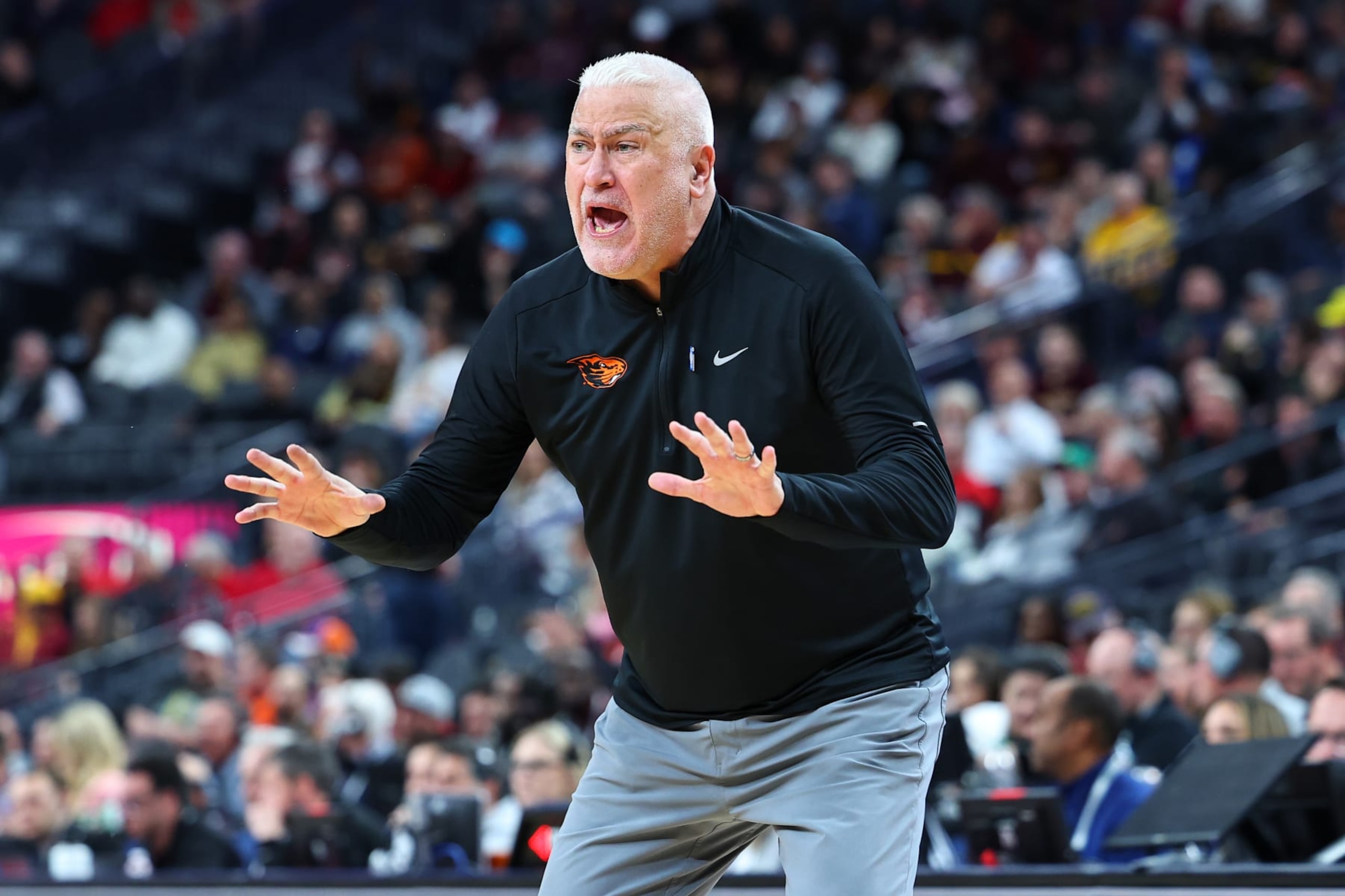 LAS VEGAS, NEVADA - MARCH 08:  Head coach Wayne Tinkle of the Oregon State Beavers directing his team against the Arizona State Sun Devils in the first half of a first-round game of the Pac-12 basketball tournament at T-Mobile Arena on March 08, 2023 in Las Vegas, Nevada. (Photo by Leon Bennett/Getty Images)