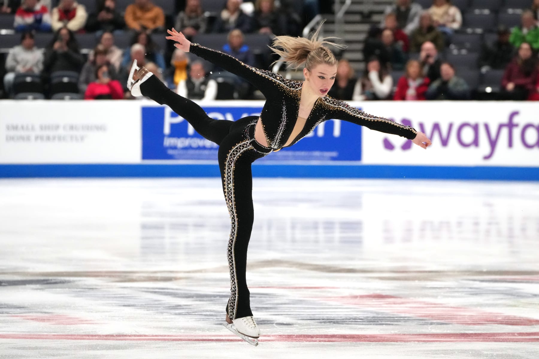 COLUMBUS, OH - JANUARY 25: Amber Glenn skates during the Championship Women's Short Program at the 2024 Prevagen U.S. Figure Skating Championships in Columbus, Ohio on January 25, 2024 (Photo by Jason Mowry/Icon Sportswire via Getty Images)