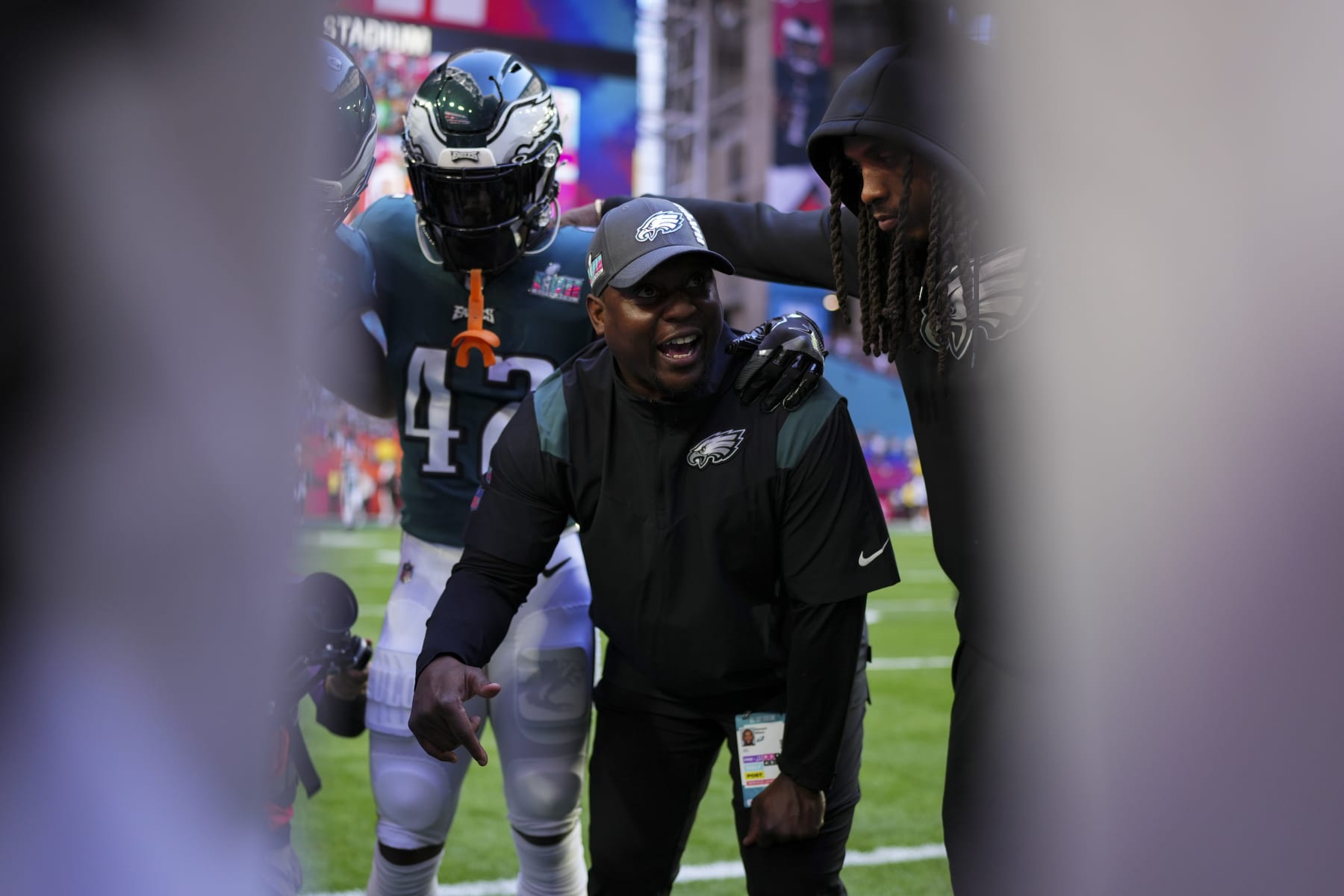 GLENDALE, AZ - FEBRUARY 12: Dennard Wilson speaks in the pregame huddle against the Kansas City Chiefs after Super Bowl LVII at State Farm Stadium on February 12, 2023 in Glendale, Arizona. The Chiefs defeated the Eagles 38-35. (Photo by Cooper Neill/Getty Images)