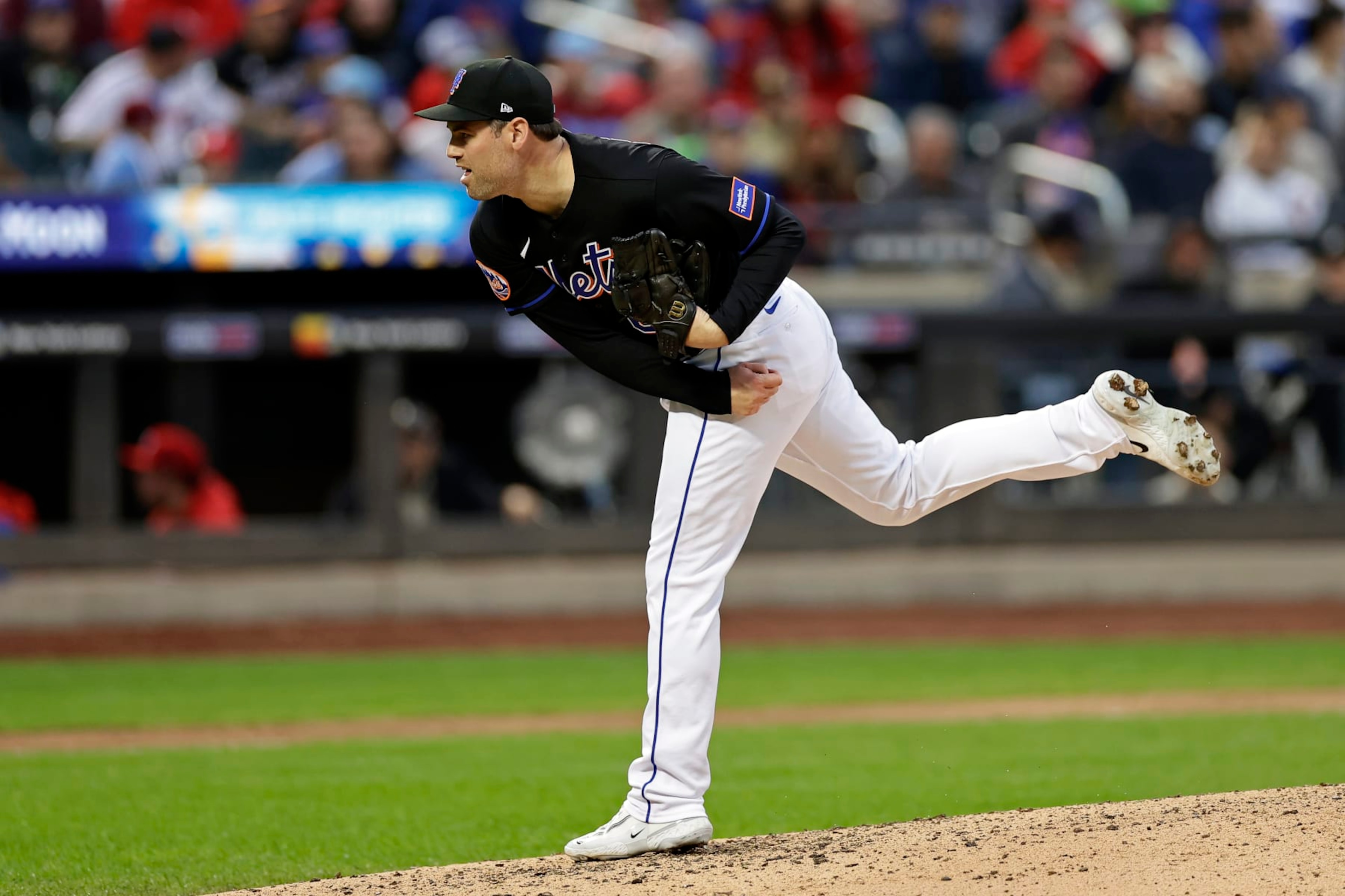 NEW YORK, NY - SEPTEMBER 30: Adam Ottavino #0 of the New York Mets in action against the Philadelphia Phillies during the ninth inning of the first game of a doubleheader at Citi Field on September 30, 2023 in New York City. (Photo by Adam Hunger/Getty Images)