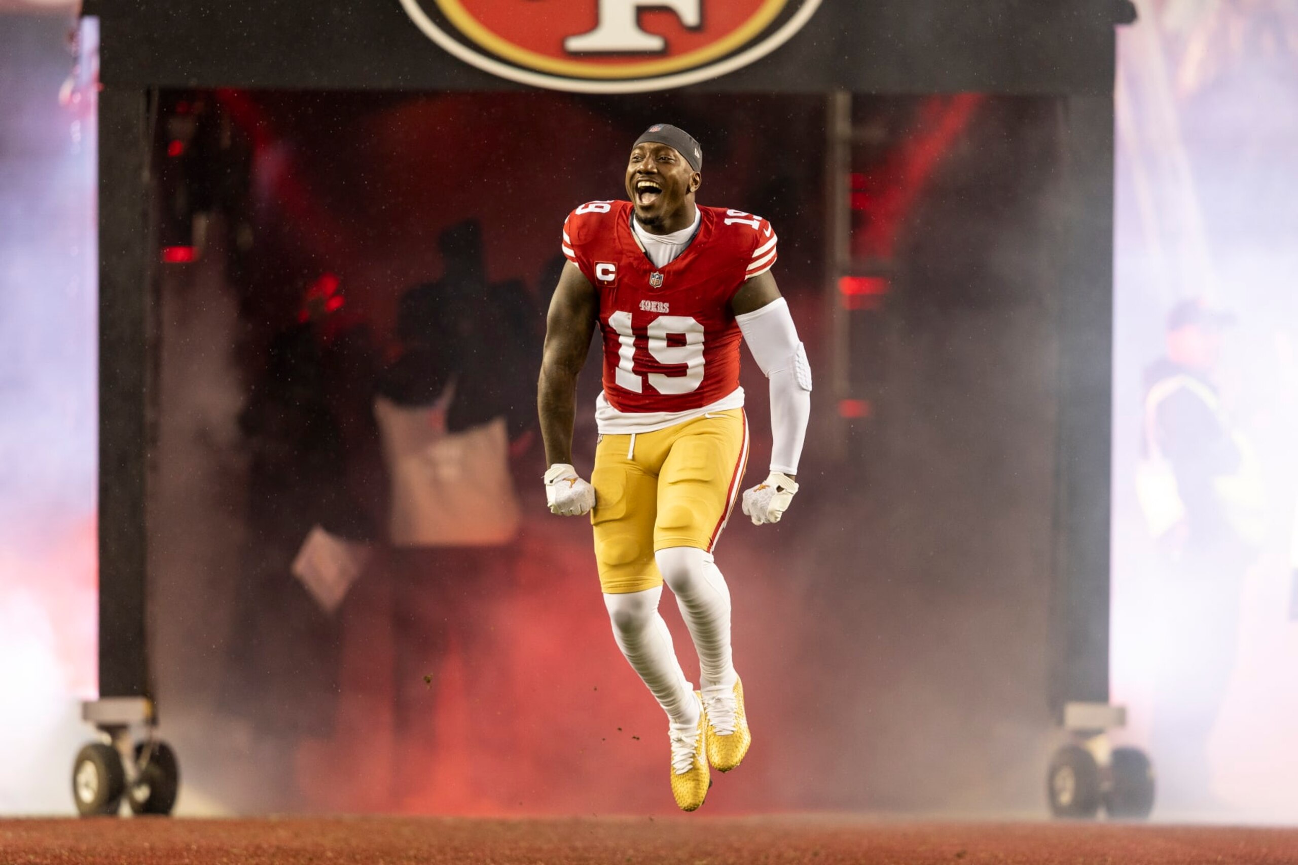 SANTA CLARA, CALIFORNIA - JANUARY 20: Deebo Samuel #19 of the San Francisco 49ers reacts as he takes the field prior to an NFL divisional round playoff football game between the San Francisco 49ers and the Green Bay Packers at Levi's Stadium on January 20, 2024 in Santa Clara, California. (Photo by Michael Owens/Getty Images) SANTA CLARA, CALIFORNIA - JANUARY 20: Deebo Samuel #19 of the San Francisco 49ers reacts as he takes the field prior to an NFL divisional round playoff football game between the San Francisco 49ers and the Green Bay Packers at Levi's Stadium on January 20, 2024 in Santa Clara, California. (Photo by Michael Owens/Getty Images)