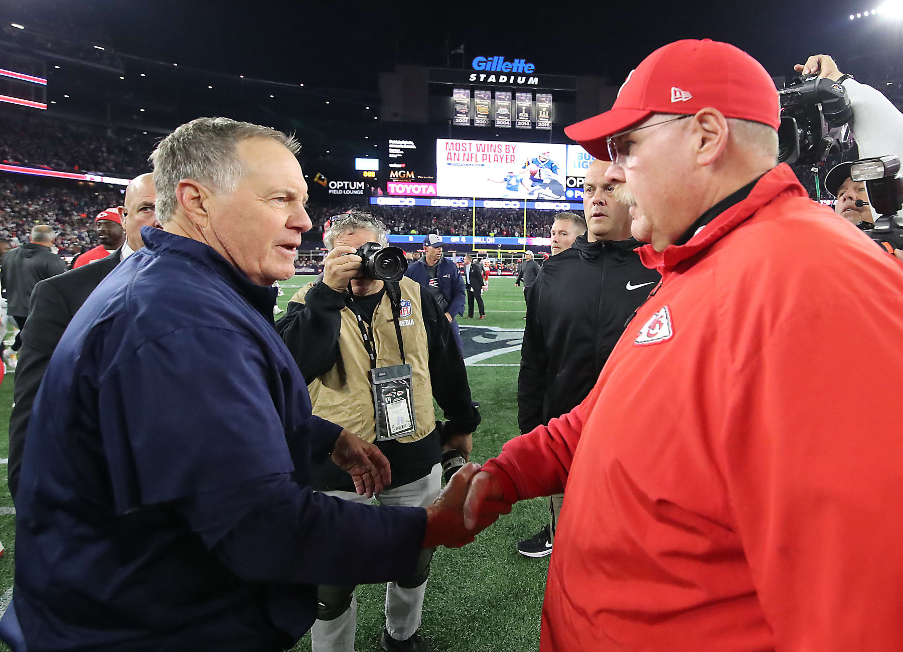 FOXBOROUGH, MA - OCTOBER 14: Foxborough  MA  10/14/18    New England Patriots head coach Bill Belichick shaking hands with Kansas City Chiefs head coach Andy Reid after the Patriots defeated the Chiefs 43-40 at Gillette Stadium in Foxborough on Oct. 14, 2018. (Photo by Matthew J. Lee/The Boston Globe via Getty Images)