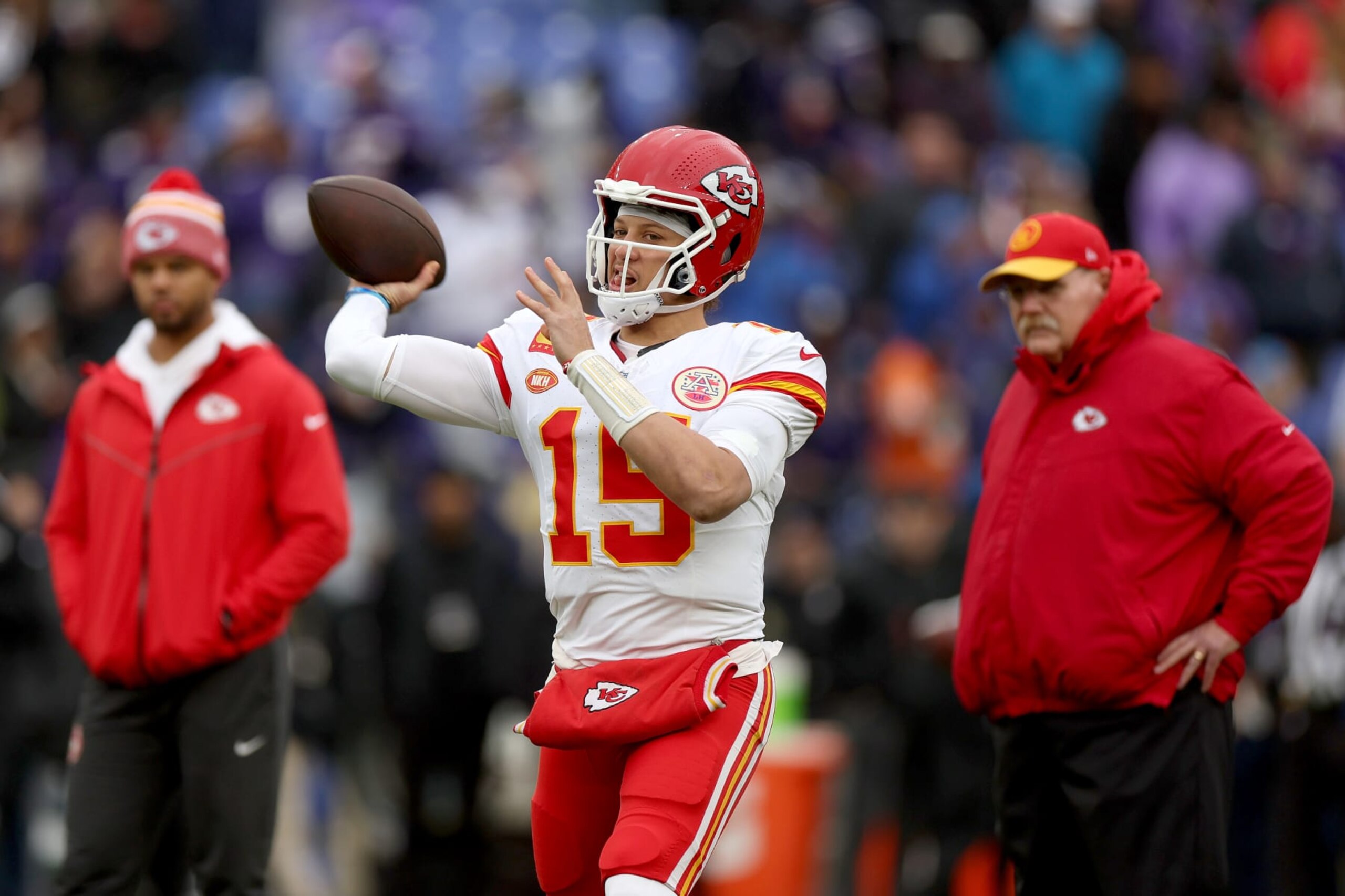 BALTIMORE, MARYLAND - JANUARY 28: Patrick Mahomes #15 of the Kansas City Chiefs warms up prior to the AFC Championship Game against the Baltimore Ravens at M&T Bank Stadium on January 28, 2024 in Baltimore, Maryland. (Photo by Rob Carr/Getty Images)