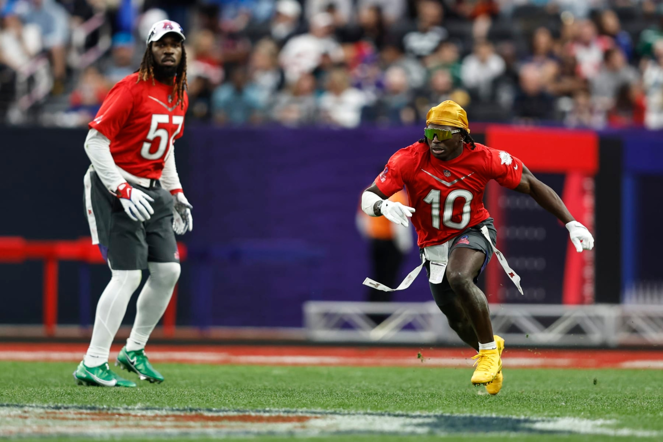 LAS VEGAS, NEVADA - FEBRUARY 05: LAS VEGAS, NEVADA - FEBRUARY 05: AFC wide receiver Tyreek Hill #10 of the Miami Dolphins runs during an NFL Pro Bowl football game at Allegiant Stadium on February 05, 2023 in Las Vegas, Nevada. (Photo by Michael Owens/Getty Images)