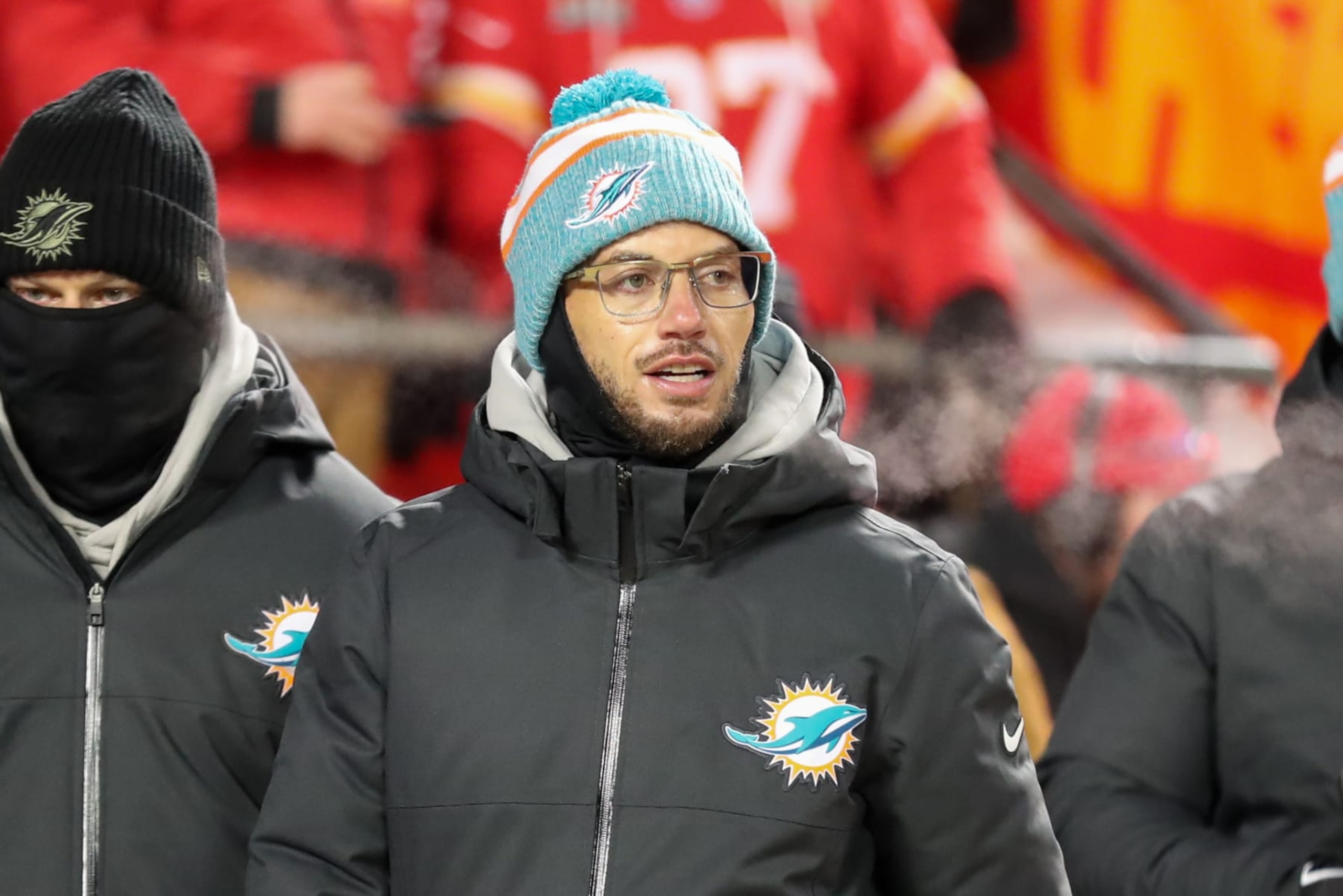 KANSAS CITY, MO - JANUARY 13: Miami Dolphins head coach Mike McDaniel before an AFC Wild Card playoff game between the Miami Dolphins and Kansas City Chiefs on Jan 13, 2024 at GEHA Field at Arrowhead Stadium in Kansas City, MO. (Photo by Scott Winters/Icon Sportswire via Getty Images)