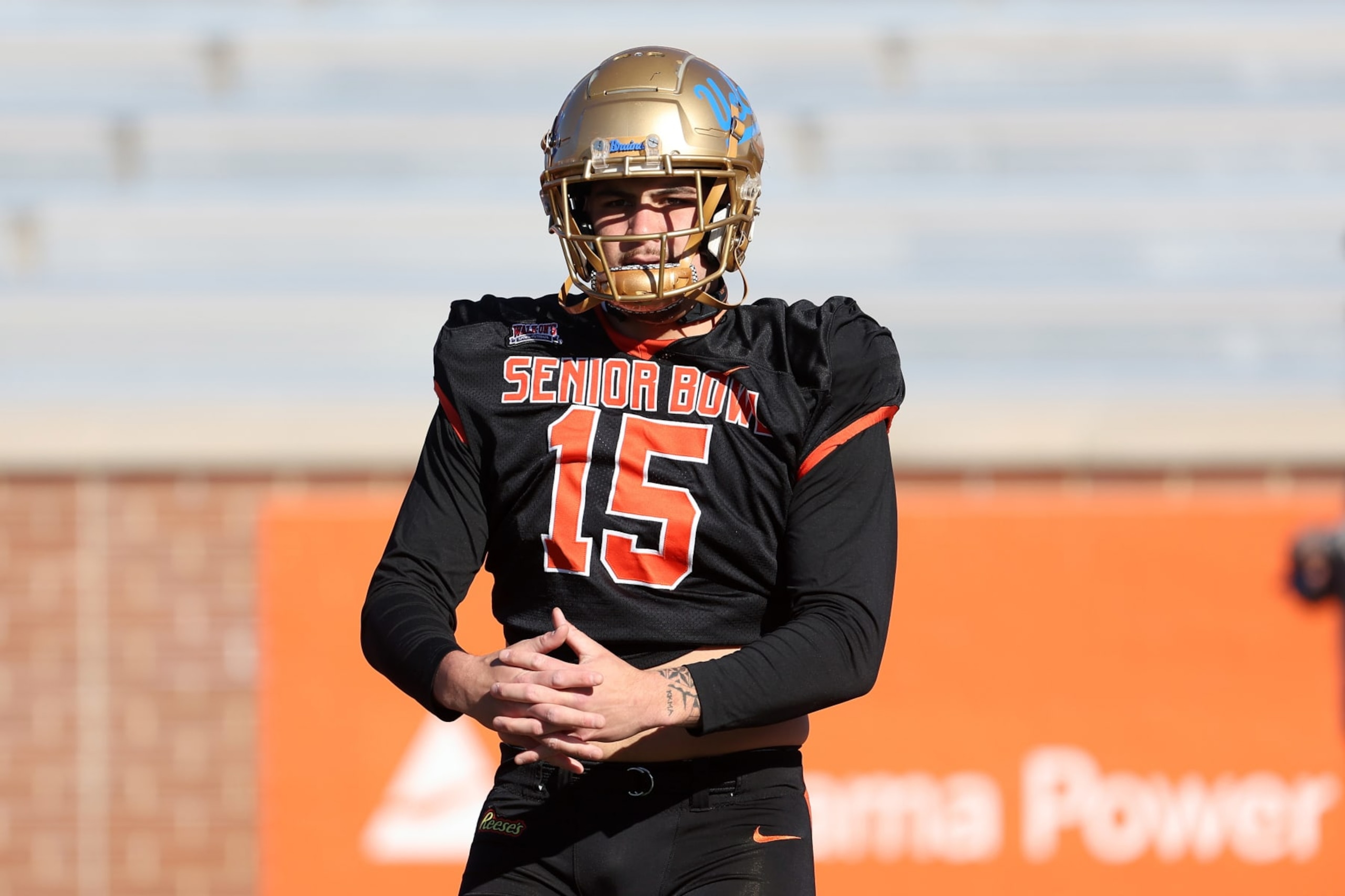 UCLA edge  Laiatu Latu
