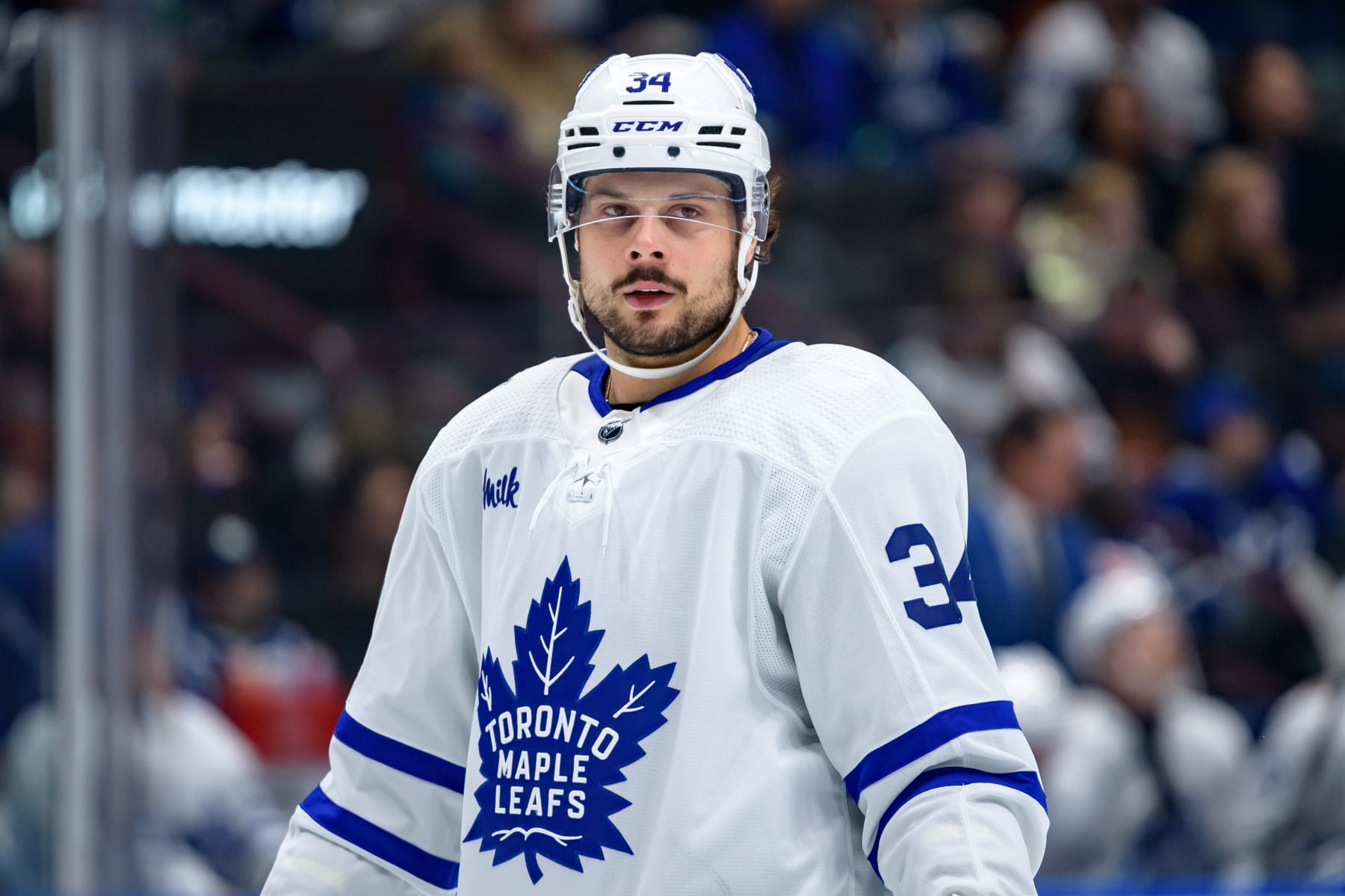 VANCOUVER, CANADA - JANUARY 20: Auston Matthews #34 of the Toronto Maple Leafs waits for a face-off during the first period of their NHL game against the Vancouver Canucks at Rogers Arena on January 20, 2024 in Vancouver, British Columbia, Canada. (Photo by Derek Cain/Getty Images)