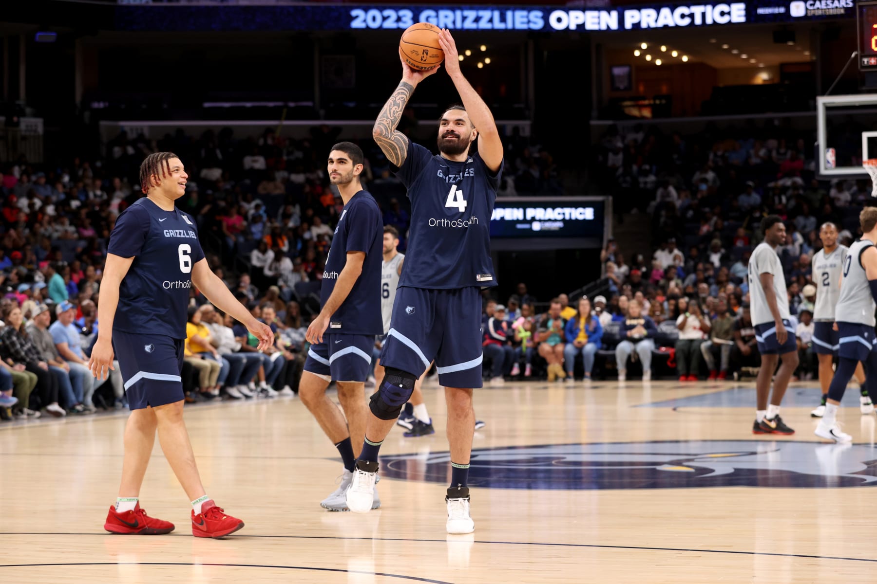 MEMPHIS, TN - OCTOBER 7: Steven Adams #4 of the Memphis Grizzlies shoots a three point basket during open practice on October 7, 2023 at FedExForum in Memphis, Tennessee. NOTE TO USER: User expressly acknowledges and agrees that, by downloading and or using this photograph, User is consenting to the terms and conditions of the Getty Images License Agreement. Mandatory Copyright Notice: Copyright 2023 NBAE (Photo by Joe Murphy/NBAE via Getty Images)