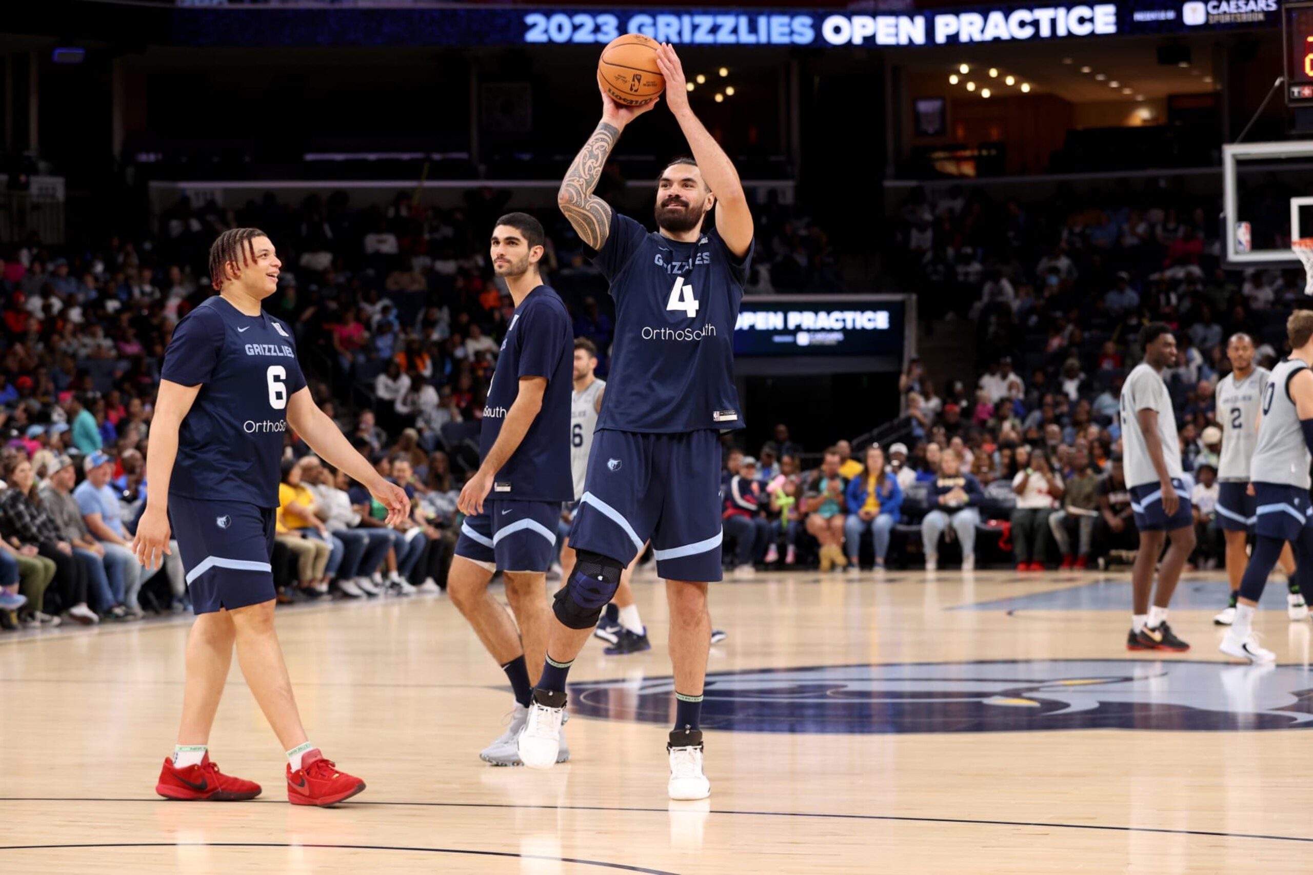 MEMPHIS, TN - OCTOBER 7: Steven Adams #4 of the Memphis Grizzlies shoots a three point basket during open practice on October 7, 2023 at FedExForum in Memphis, Tennessee. NOTE TO USER: User expressly acknowledges and agrees that, by downloading and or using this photograph, User is consenting to the terms and conditions of the Getty Images License Agreement. Mandatory Copyright Notice: Copyright 2023 NBAE (Photo by Joe Murphy/NBAE via Getty Images)