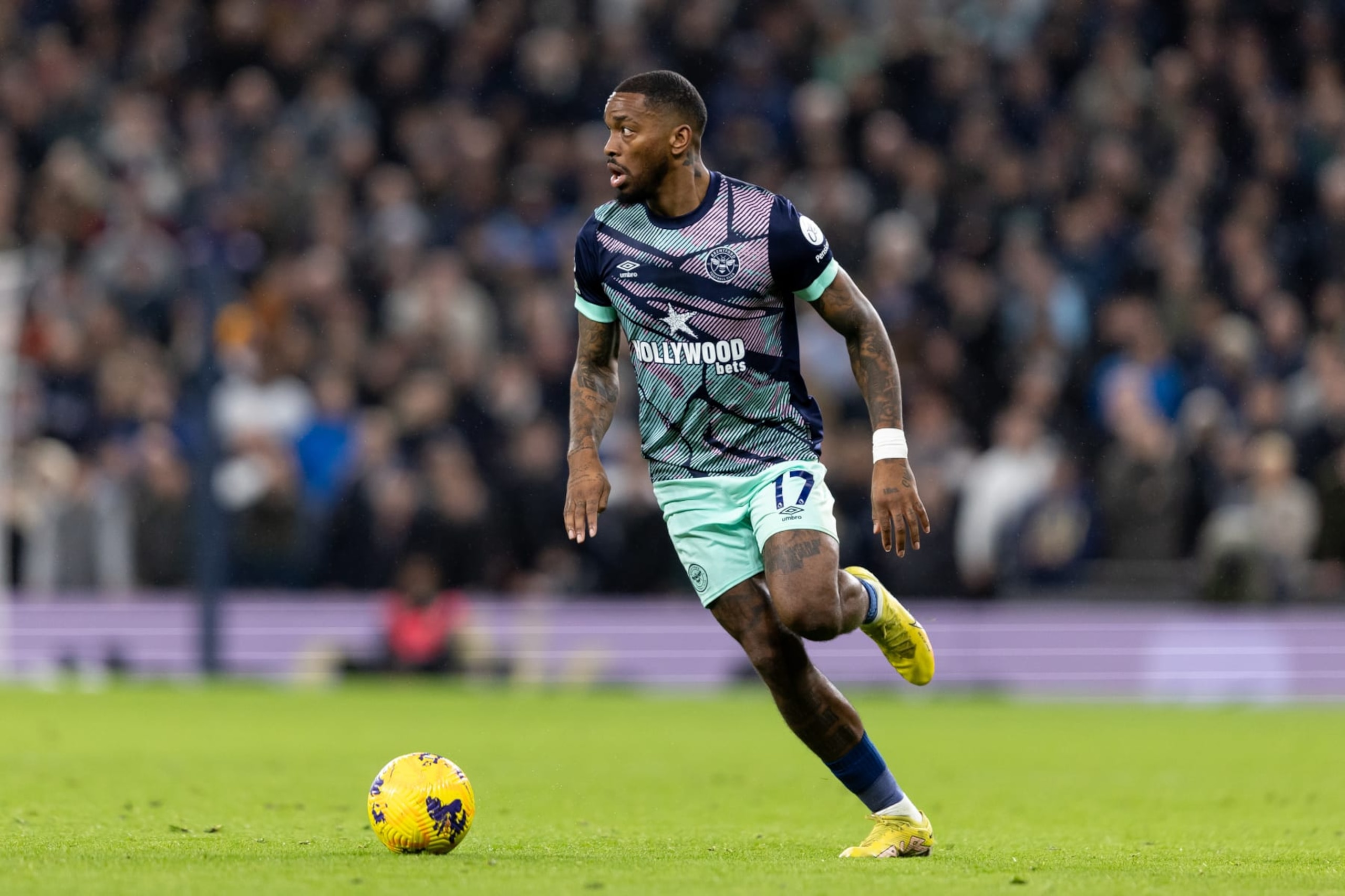 LONDON, ENGLAND - JANUARY 31: Ivan Toney of Brentford in action during the Premier League match between Tottenham Hotspur and Brentford FC at Tottenham Hotspur Stadium on January 31, 2024 in London, England. (Photo by Gaspafotos/MB Media/Getty Images)