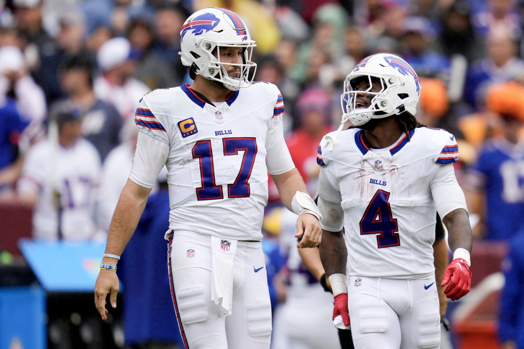 Buffalo BIlls QB Josh Allen and RB James Cook