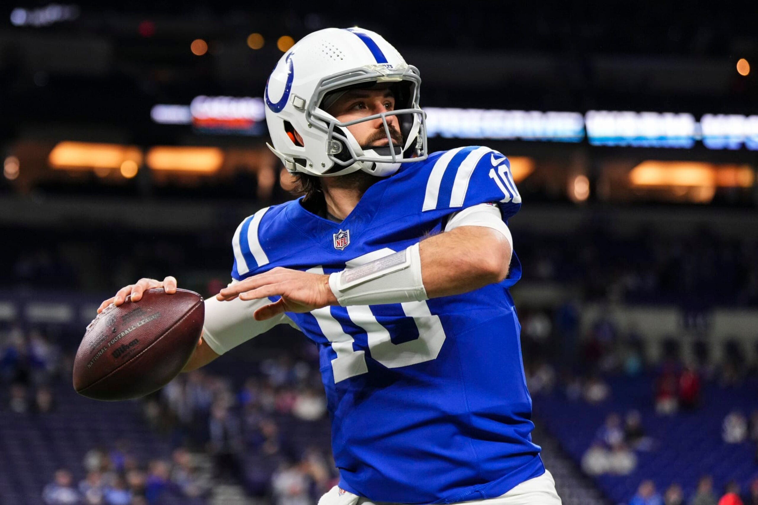 INDIANAPOLIS, IN - JANUARY 06: Gardner Minshew #10 of the Indianapolis Colts warms up prior to an NFL football game against the Houston Texans at Lucas Oil Stadium on January 6, 2024 in Indianapolis, Indiana. (Photo by Cooper Neill/Getty Images)