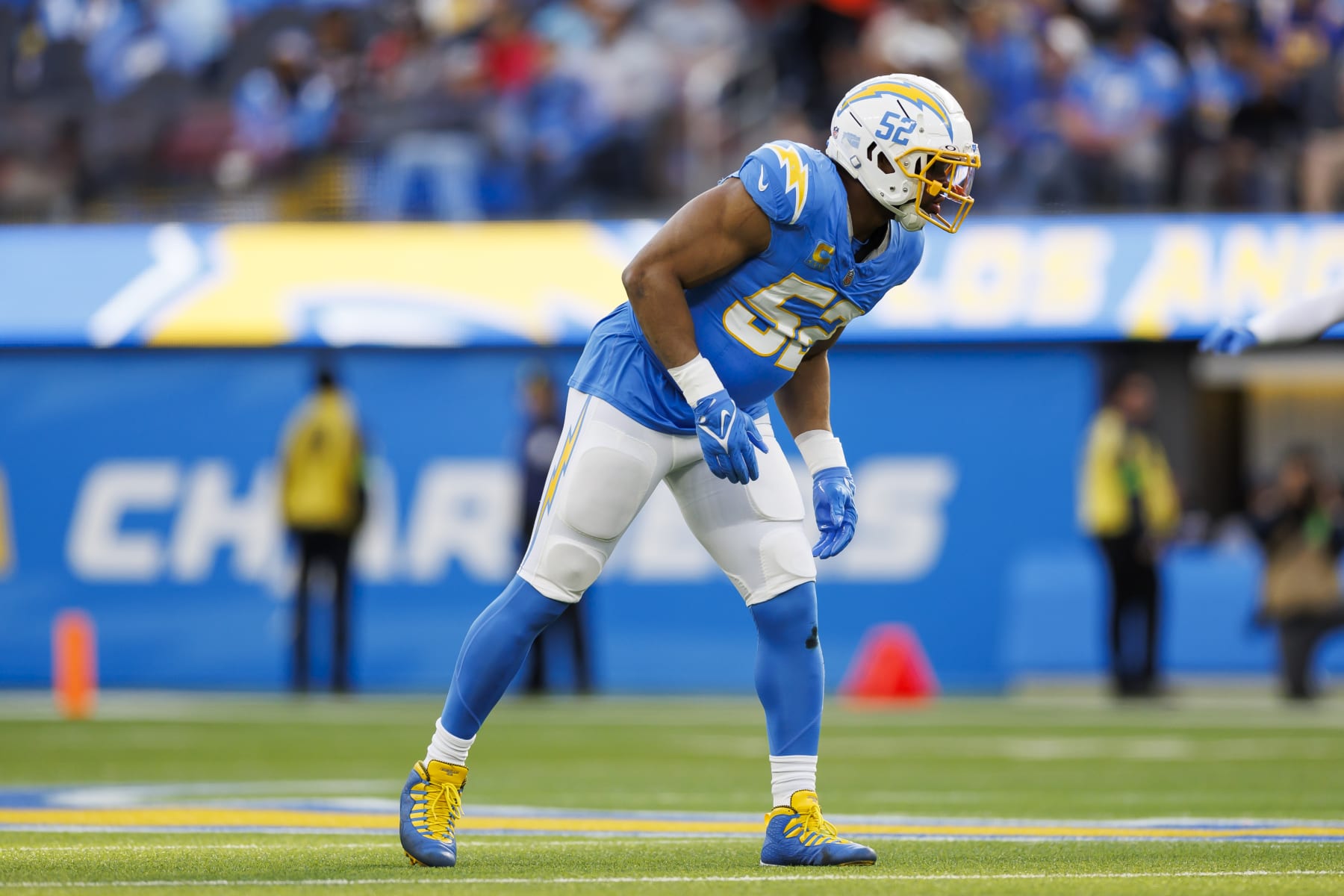 Chargers edge Khalil Mack