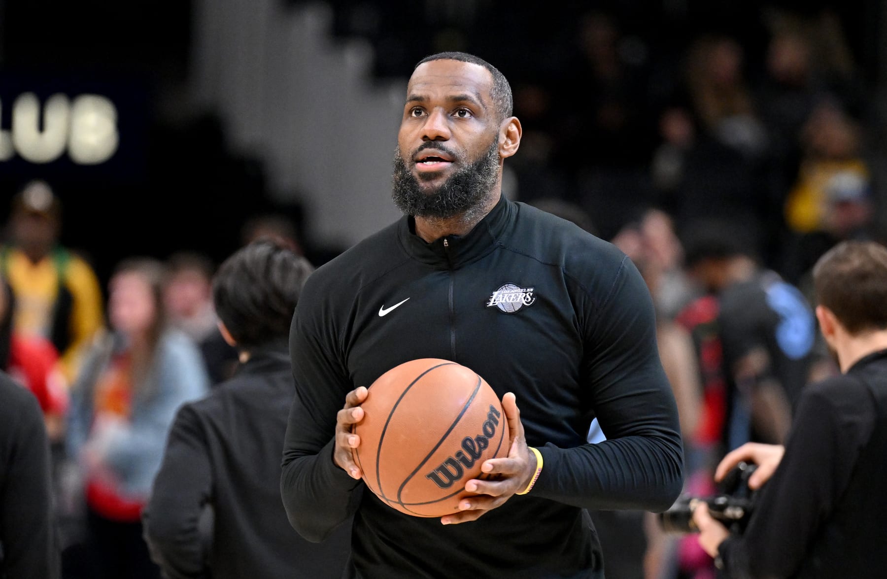 ATLANTA, GEORGIA - JANUARY 30: LeBron James #23 of the Los Angeles Lakers warms up before the game against the Atlanta Hawks on January 30, 2024 at State Farm Arena in Atlanta, Georgia. NOTE TO USER: User expressly acknowledges and agrees that, by downloading and or using this photograph, User is consenting to the terms and conditions of the Getty Images License Agreement. (Photo by Paras Griffin/Getty Images)