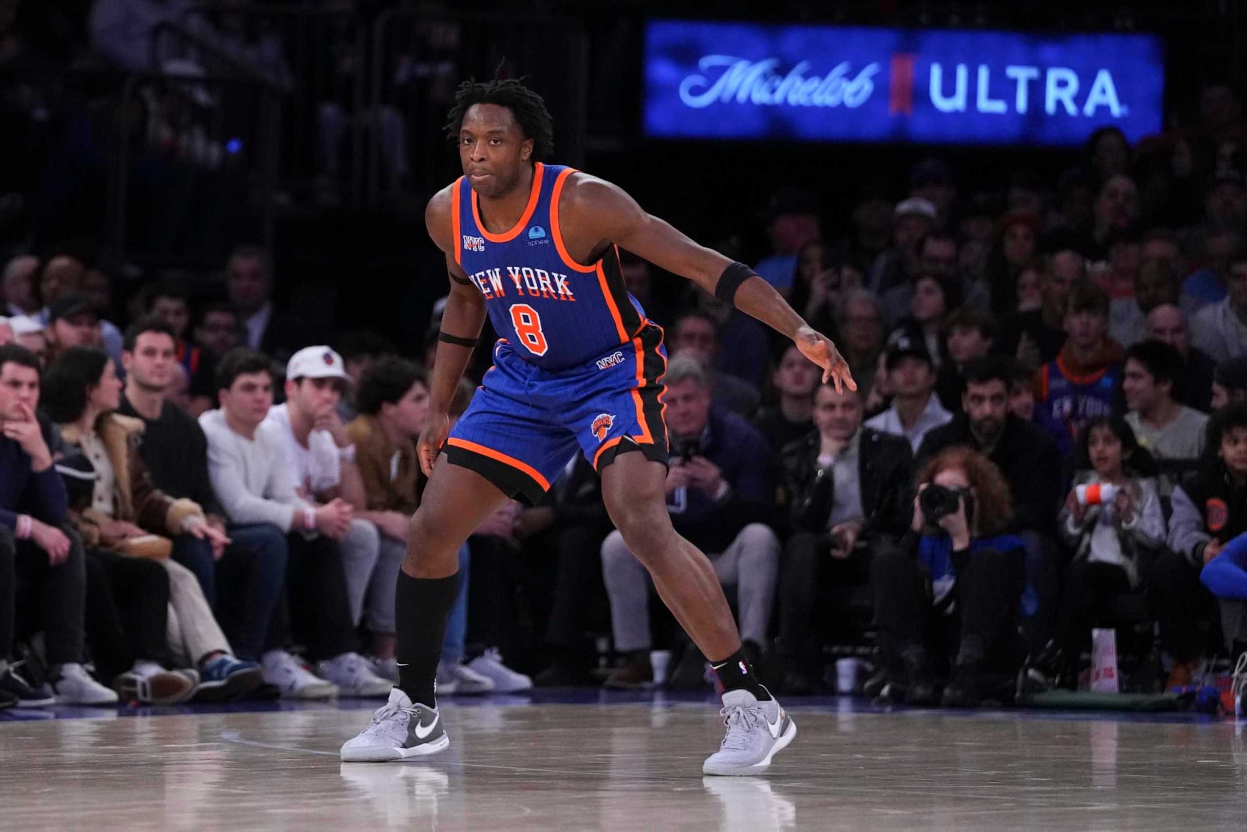 NEW YORK, NEW YORK - JANUARY 27: OG Anunoby #8 of the New York Knicks in action against the Miami Heat at Madison Square Garden on January 27, 2024 in New York City. NOTE TO USER: User expressly acknowledges and agrees that, by downloading and or using this photograph, User is consenting to the terms and conditions of the Getty Images License Agreement. (Photo by Mitchell Leff/Getty Images)