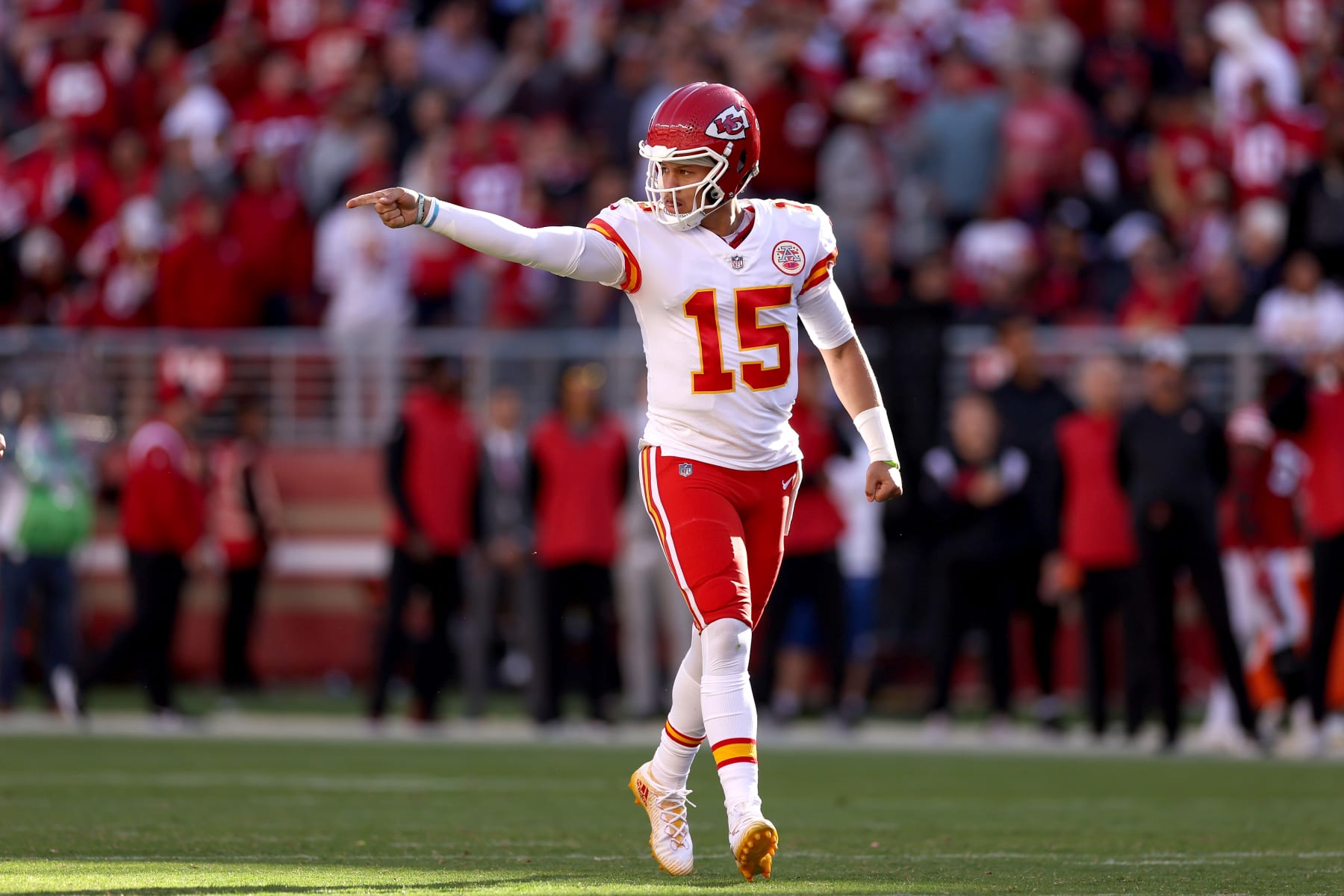 SANTA CLARA, CALIFORNIA - OCTOBER 23: Patrick Mahomes #15 of the Kansas City Chiefs reacts during the second half against the San Francisco 49ers at Levi's Stadium on October 23, 2022 in Santa Clara, California.  (Photo by Ezra Shaw/Getty Images)