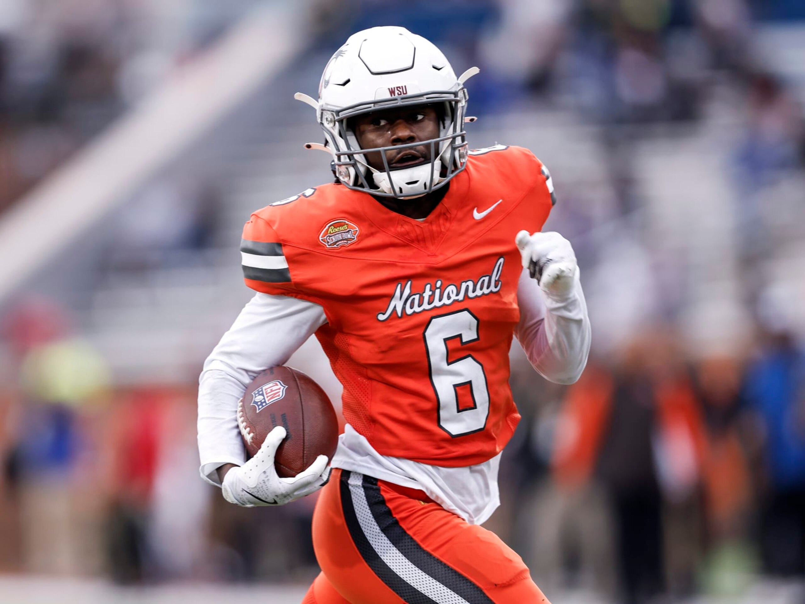 Washington State CB Chau Smith-Wade