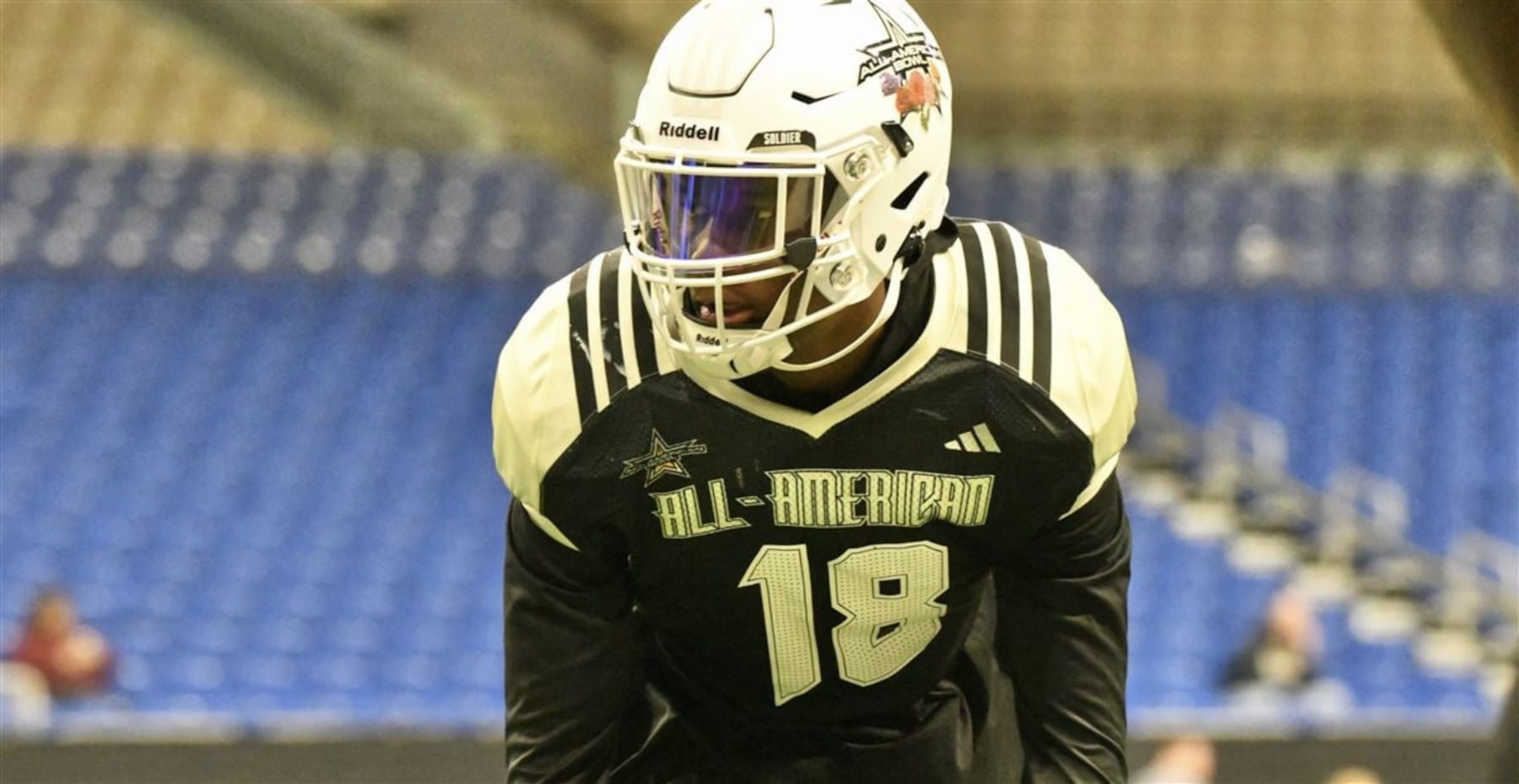 Centennial (Peoria, AZ) edge recruit Noah Carter