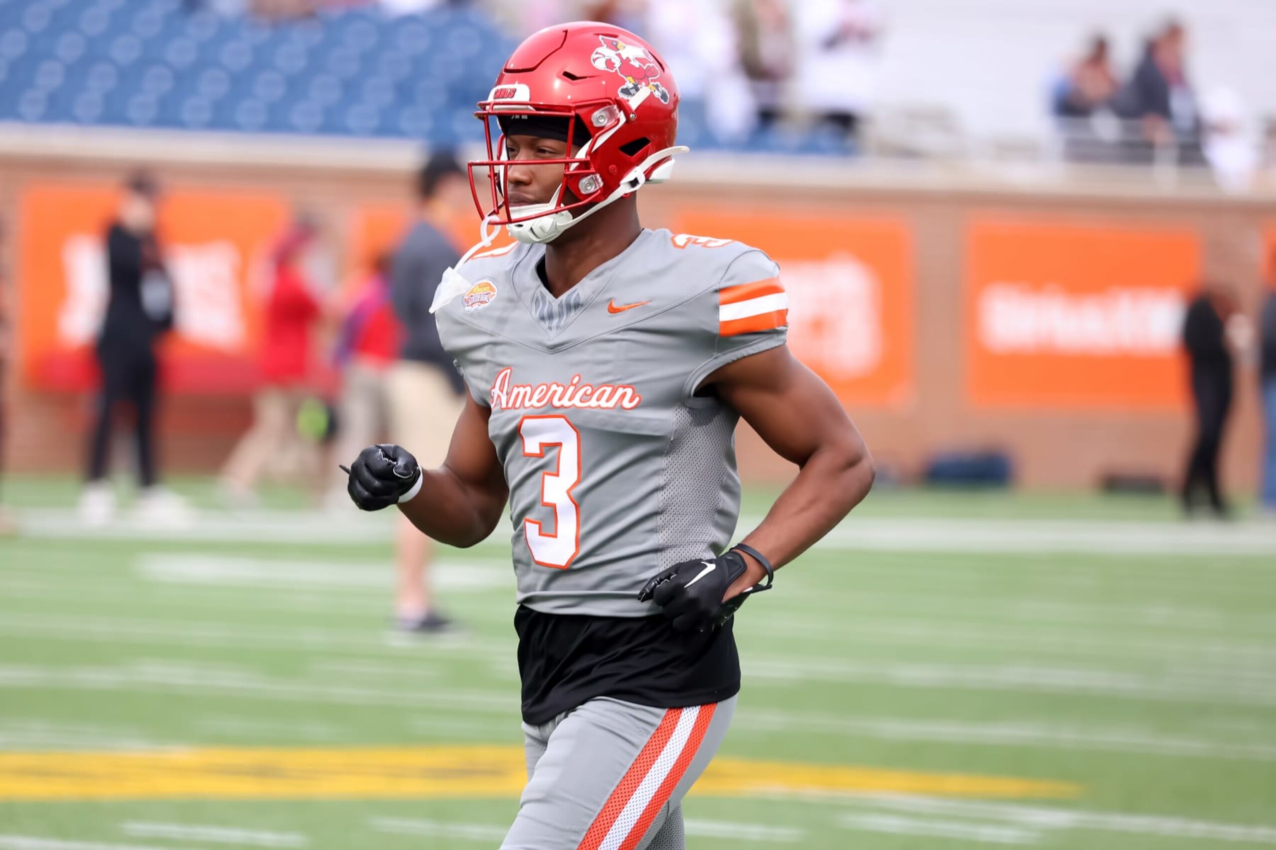 MOBILE, AL - FEBRUARY 03: American wide receiver Jamari Thrash of Louisville (3) during the 2024 Reese's Senior Bowl on February 3, 2024 at Hancock Whitney Stadium in Mobile, Alabama.  (Photo by Michael Wade/Icon Sportswire via Getty Images)