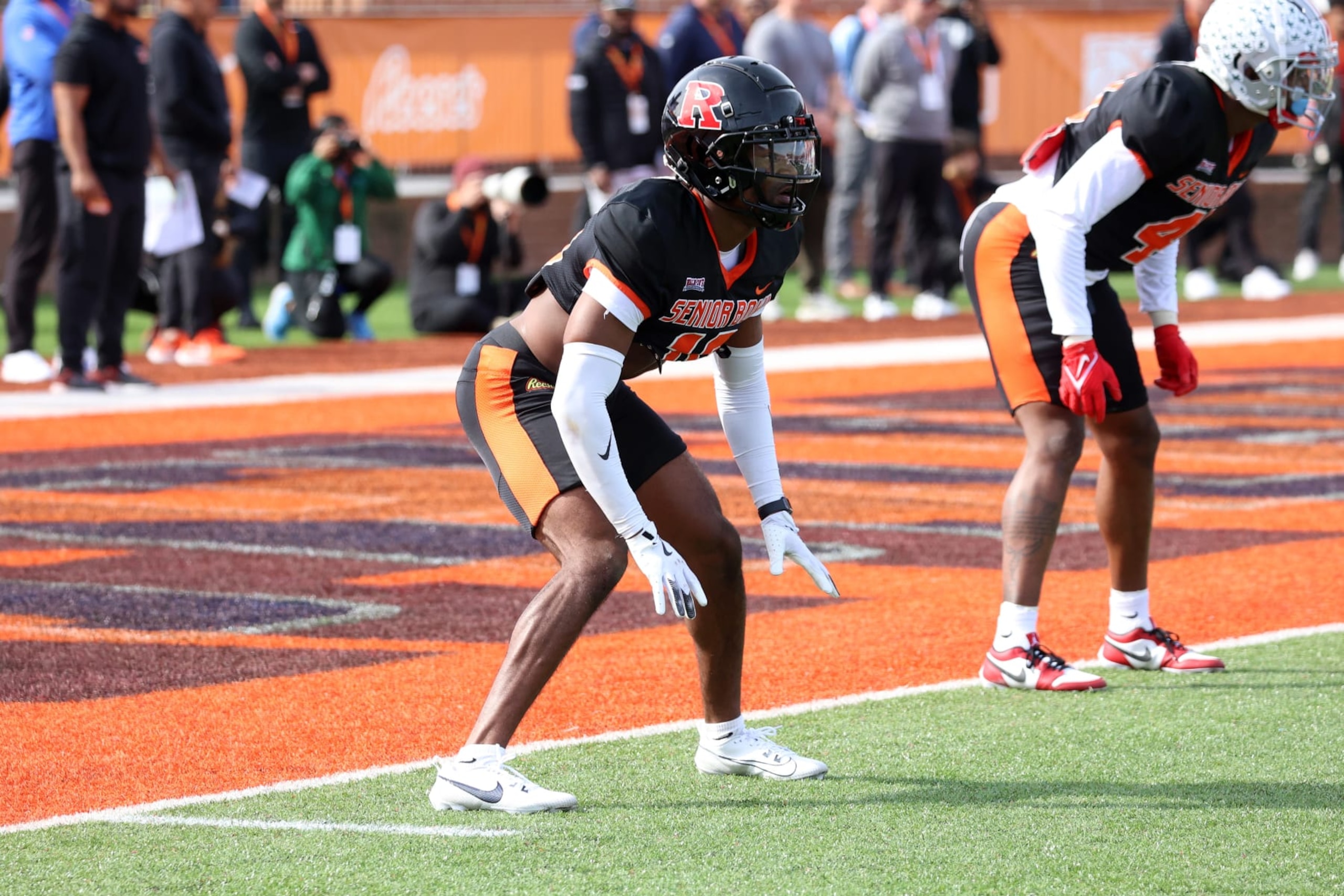 MOBILE, AL - FEBRUARY 01: National defensive back Max Melton of Rutgers (16) during the National team practice for the Reese's Senior Bowl on February 31, 2024 at Hancock Whitney Stadium in Mobile, Alabama.  (Photo by Michael Wade/Icon Sportswire via Getty Images)
