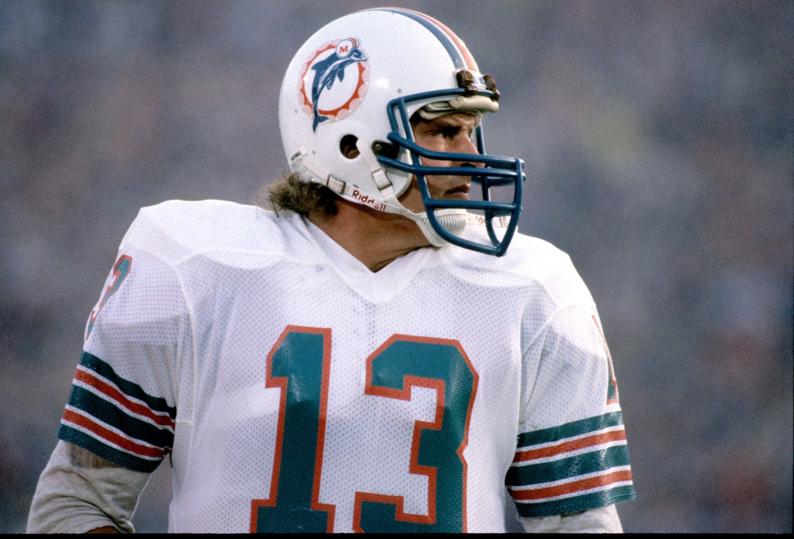 Quarterback Dan Marino of the Miami Dolphins during a 29 to 10 loss in Super Bowl XIX to the San Francisco 49ers played on January 20, 1985 at Stanford Stadium in Palo Alto, California. (Photo by Sylvia Allen/Getty Images) Quarterback Dan Marino of the Miami Dolphins during a 29 to 10 loss in Super Bowl XIX to the San Francisco 49ers played on January 20, 1985 at Stanford Stadium in Palo Alto, California. (Photo by Sylvia Allen/Getty Images)