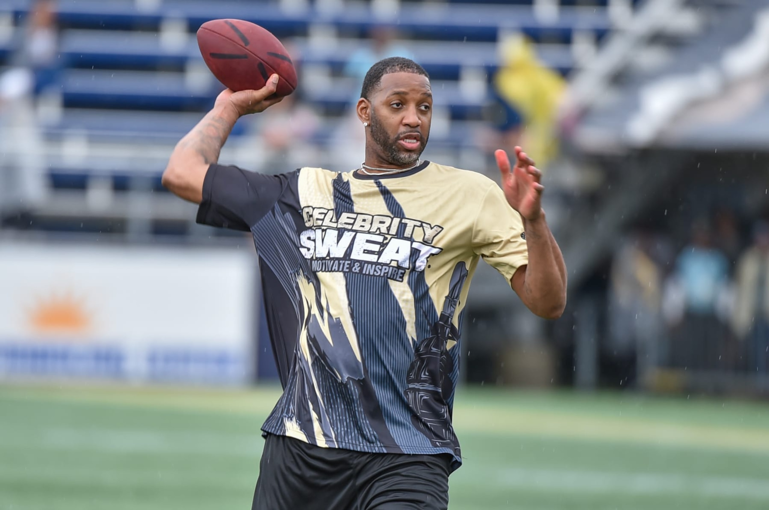 MIAMI, FLORIDA - FEBRUARY 01: Former NBA Player Tracy McGrady looks to throw a  pass at the 20th Annual Super Bowl Celebrity Sweat Flag Football Challenge at Riccardo Silva Stadium on February 01, 2020 in Miami, Florida. (Photo by Aaron J. Thornton/Getty Images)