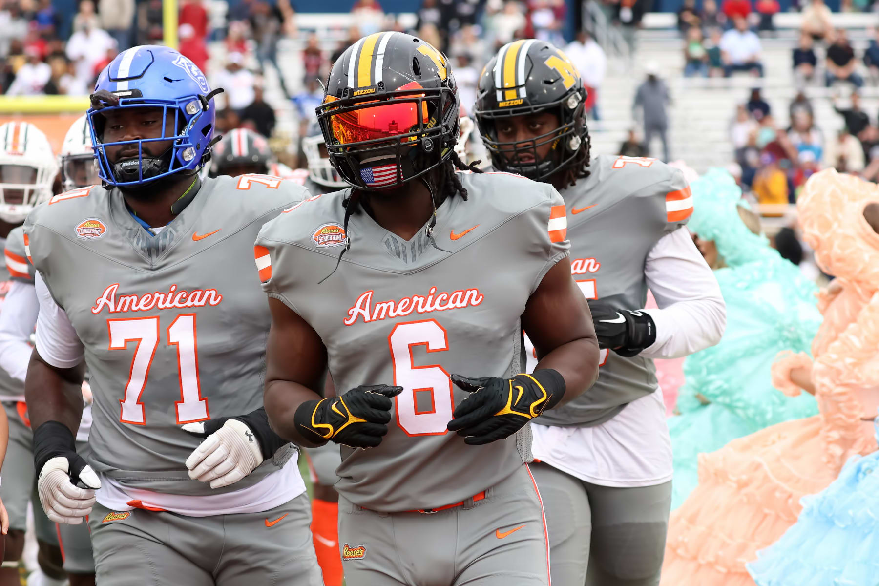 MOBILE, AL - FEBRUARY 03: American defensive lineman Darius Robinson of Missouri (6) during the 2024 Reese's Senior Bowl on February 3, 2024 at Hancock Whitney Stadium in Mobile, Alabama.  (Photo by Michael Wade/Icon Sportswire via Getty Images)