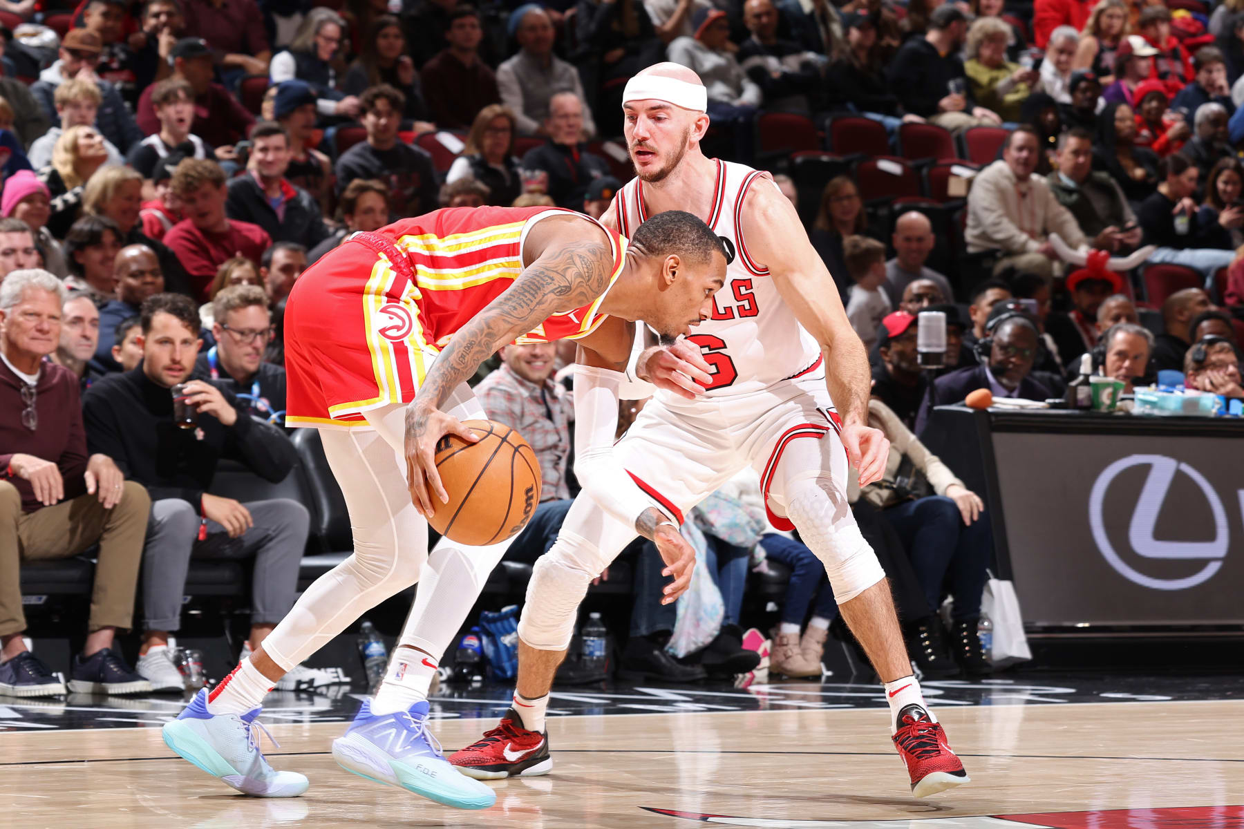 Dejounte Murray and Alex Caruso