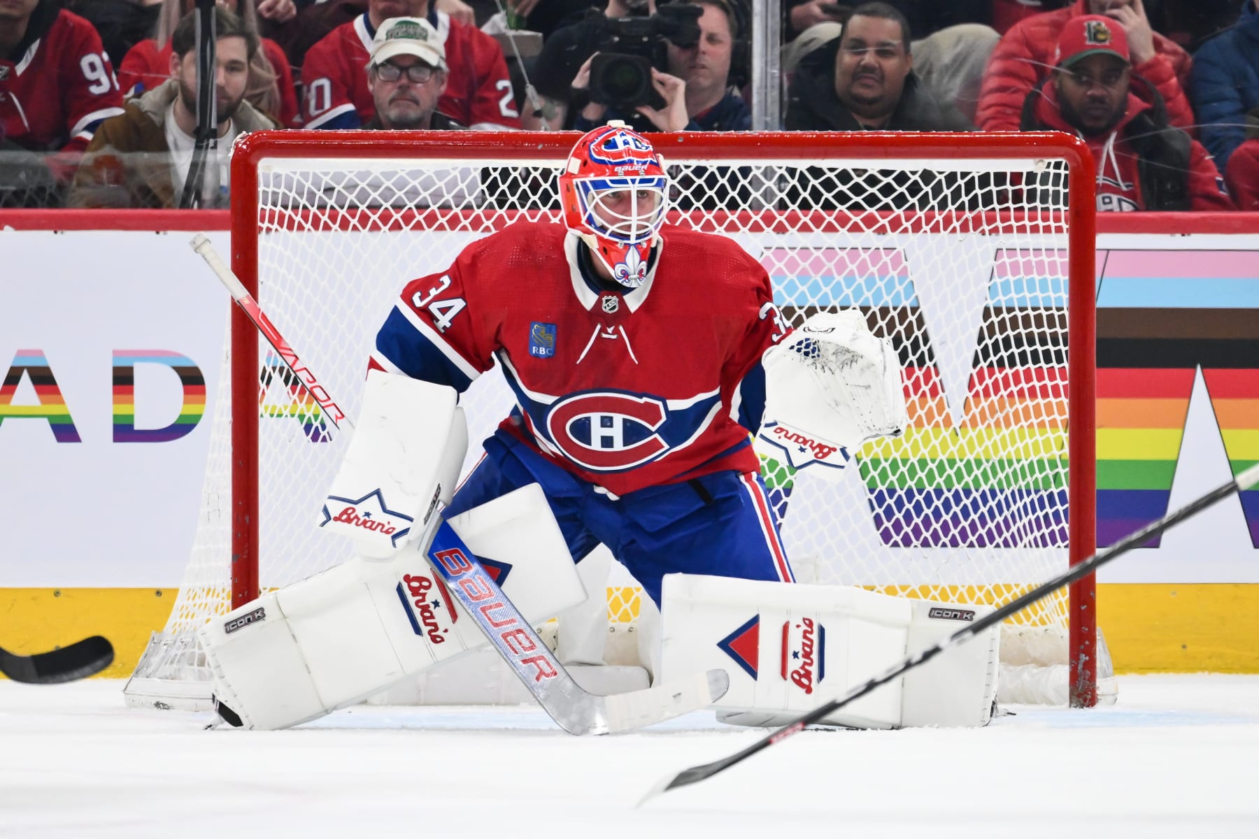 MONTREAL, CANADA - JANUARY 15:  Jake Allen #34 of the Montreal Canadiens tends the net during the second period against the Colorado Avalanche at the Bell Centre on January 15, 2024 in Montreal, Quebec, Canada.  The Montreal Canadiens defeated the Colorado Avalanche 4-3.  (Photo by Minas Panagiotakis/Getty Images)