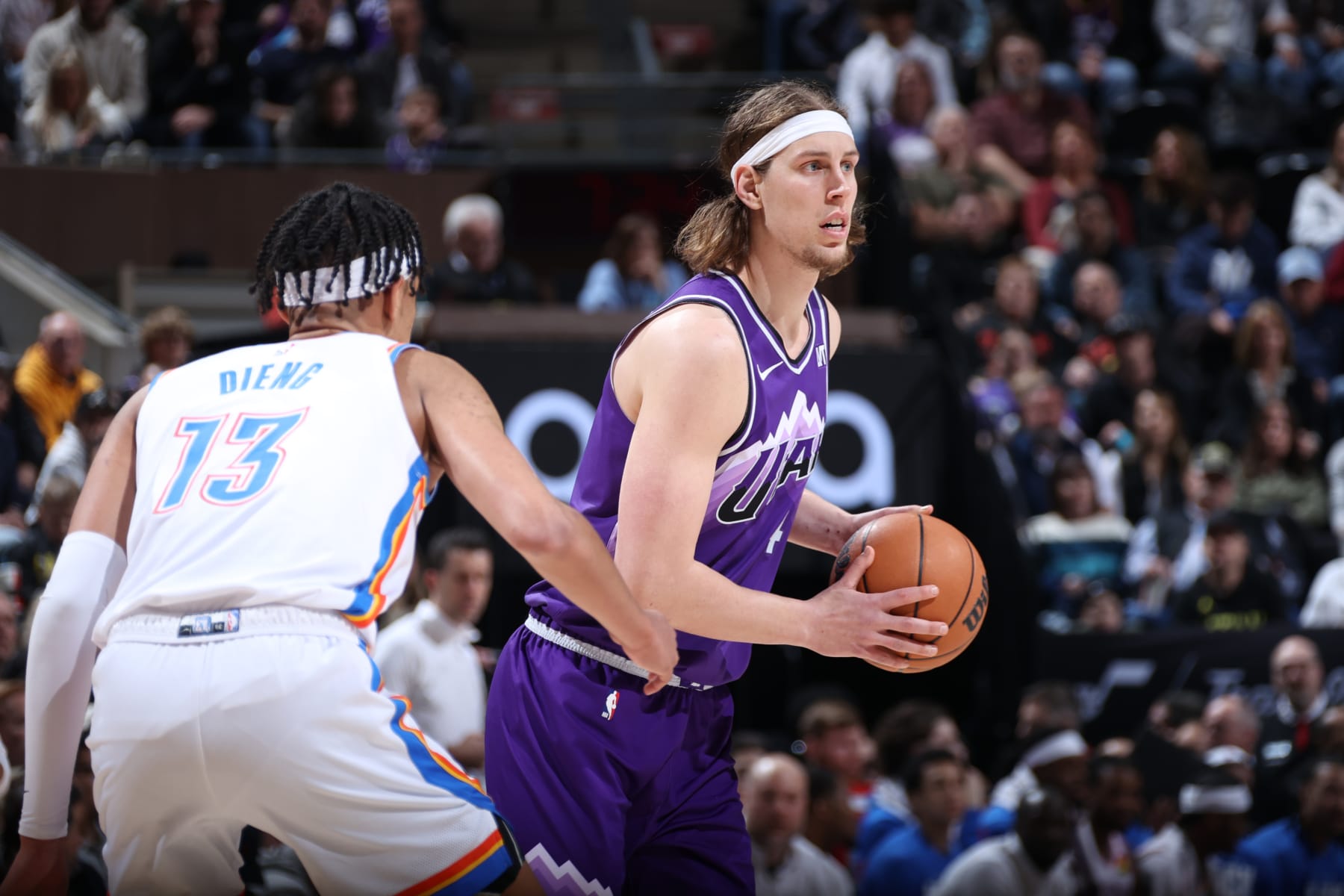 SALT LAKE CITY, UT - FEBRUARY 6:  Kelly Olynyk #41 of the Utah Jazz looks to pass the ball during the game against the Oklahoma City Thunder on February 6, 2024 at Delta Center in Salt Lake City, Utah. NOTE TO USER: User expressly acknowledges and agrees that, by downloading and or using this Photograph, User is consenting to the terms and conditions of the Getty Images License Agreement. Mandatory Copyright Notice: Copyright 2024 NBAE (Photo by Melissa Majchrzak/NBAE via Getty Images)