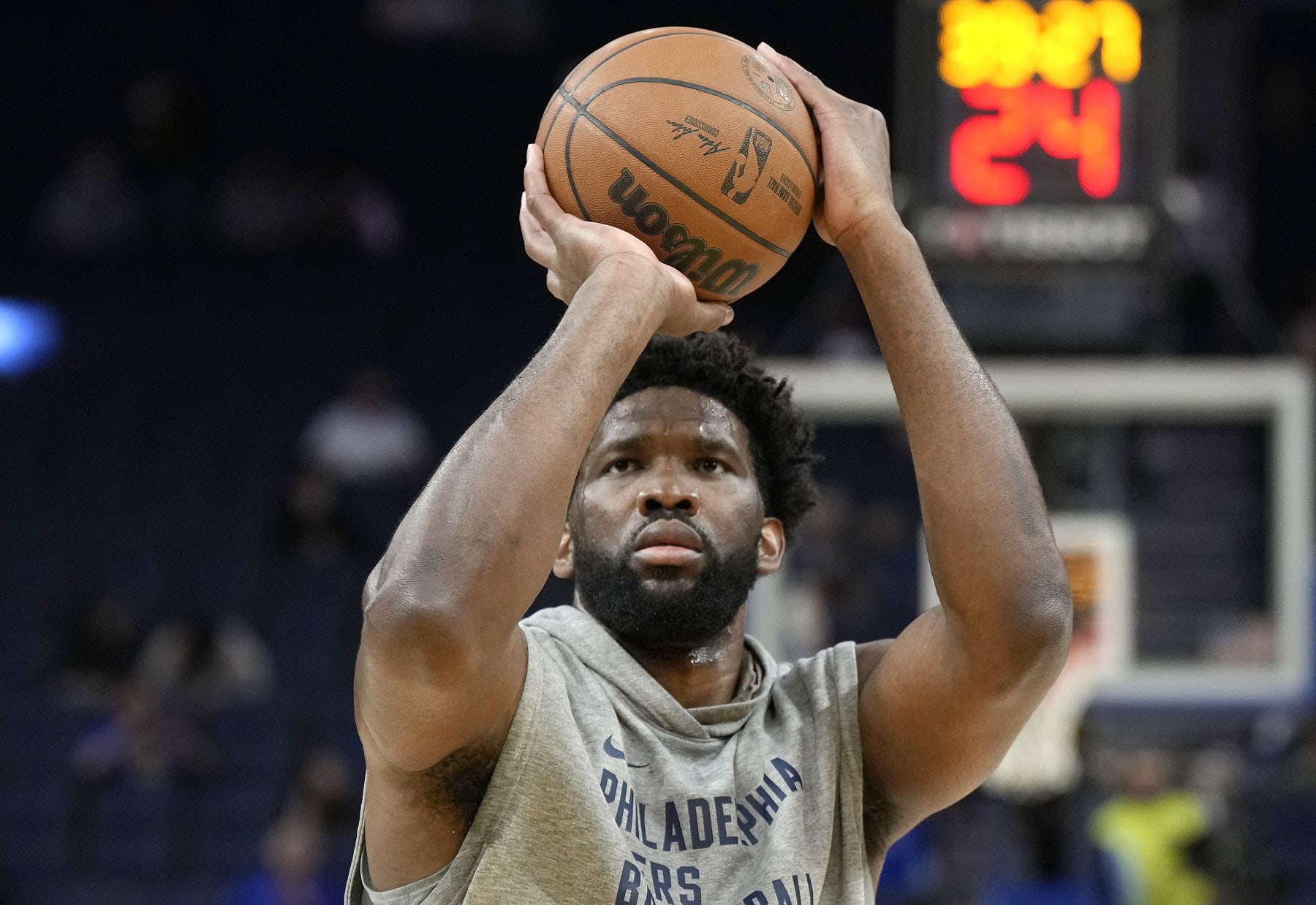 SAN FRANCISCO, CALIFORNIA - JANUARY 30: Joel Embiid #21 of the Philadelphia 76ers warms up prior to the start of an NBA basketball game against the Golden State Warriors at Chase Center on January 30, 2024 in San Francisco, California. NOTE TO USER: User expressly acknowledges and agrees that, by downloading and or using this photograph, User is consenting to the terms and conditions of the Getty Images License Agreement. (Photo by Thearon W. Henderson/Getty Images)