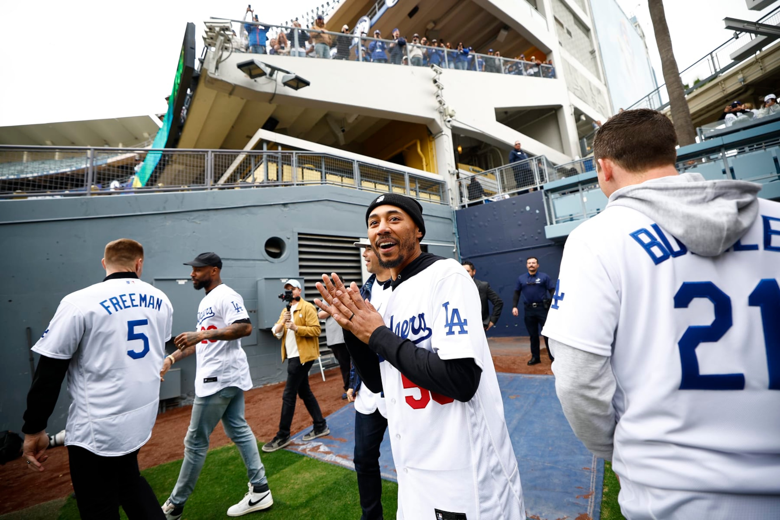 Here come the much-hyped 2024 Dodgers. Here come the much-hyped 2024 Dodgers.