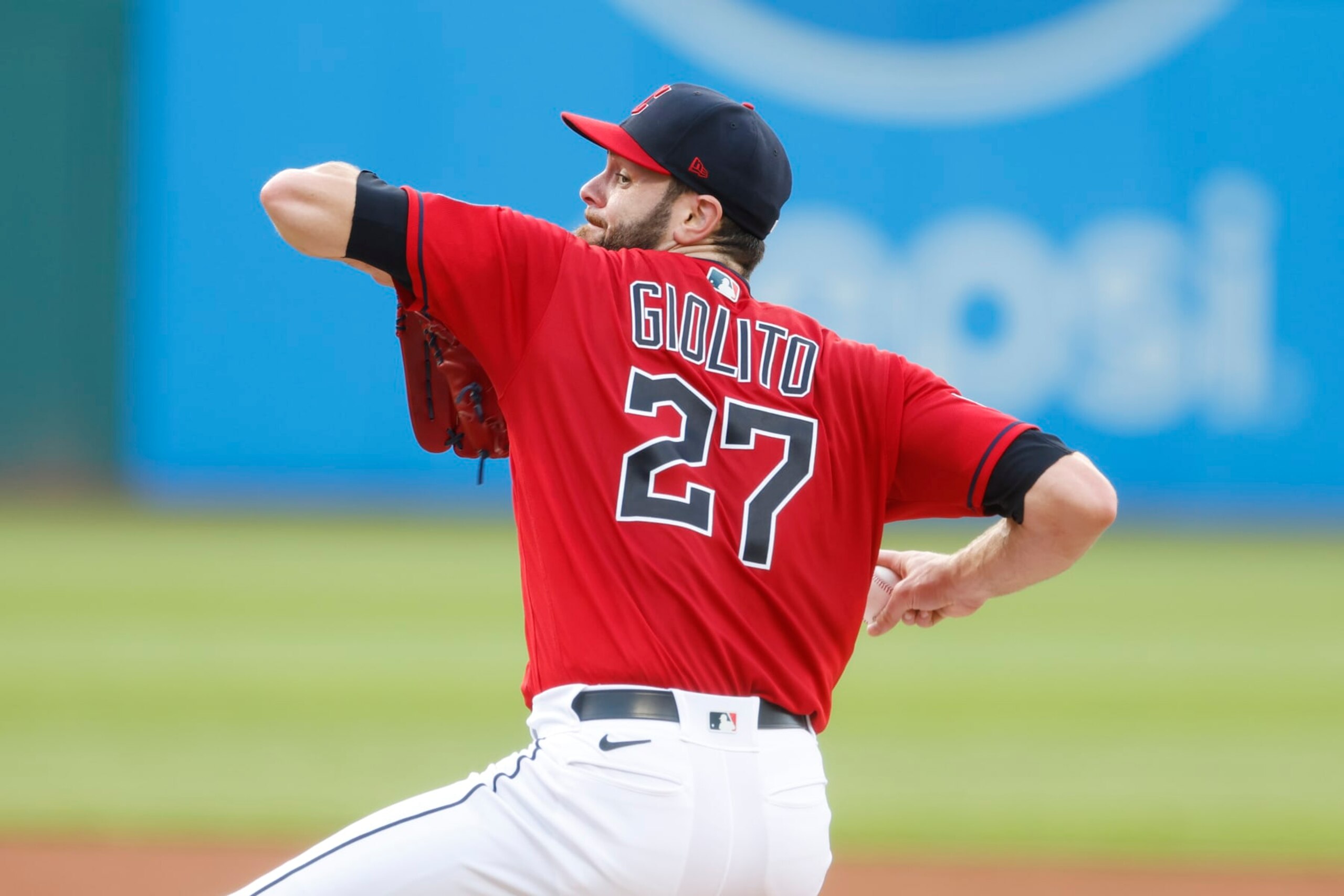 CLEVELAND, OH - SEPTEMBER 04: Lucas Giolito #27 of the Cleveland Guardians pitches against the Minnesota Twins during the first inning at Progressive Field on September 04, 2023 in Cleveland, Ohio. (Photo by Ron Schwane/Getty Images) CLEVELAND, OH - SEPTEMBER 04: Lucas Giolito #27 of the Cleveland Guardians pitches against the Minnesota Twins during the first inning at Progressive Field on September 04, 2023 in Cleveland, Ohio. (Photo by Ron Schwane/Getty Images)