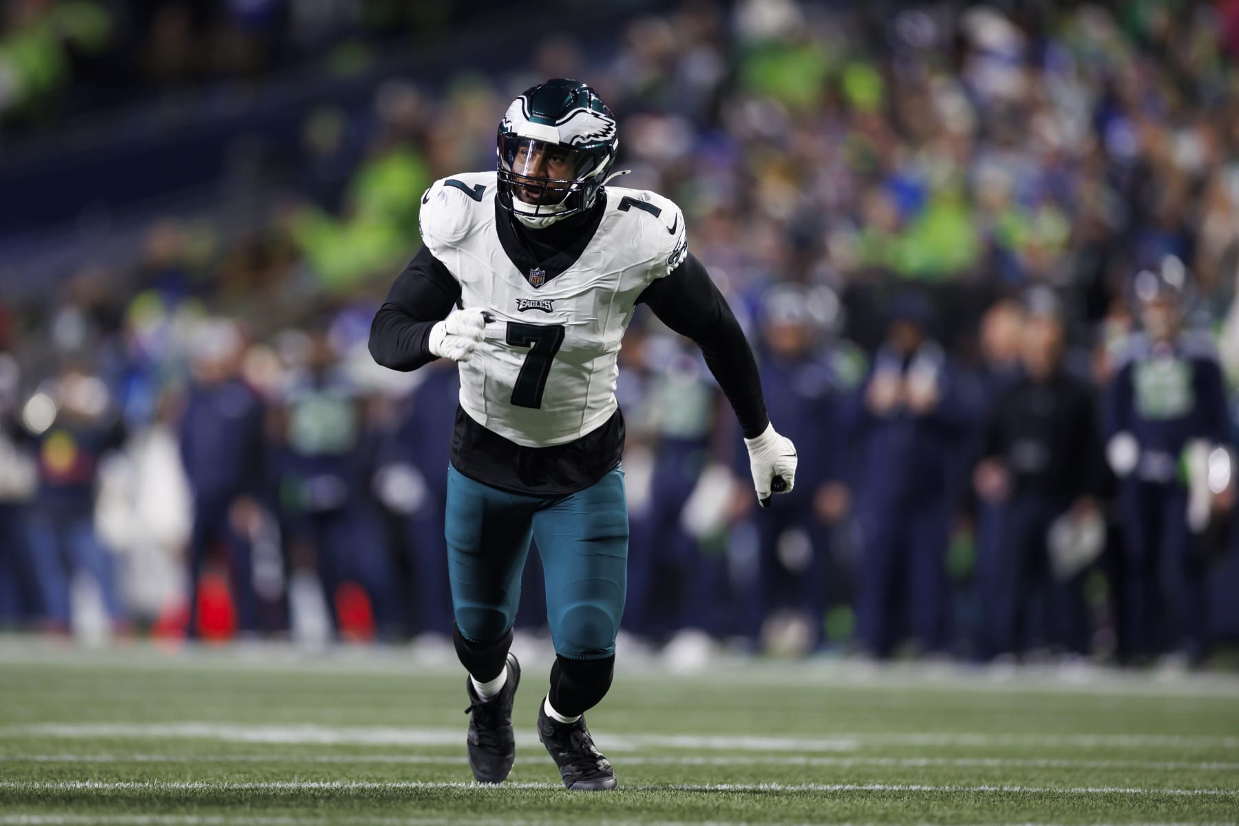 Eagles Edge Haason Reddick