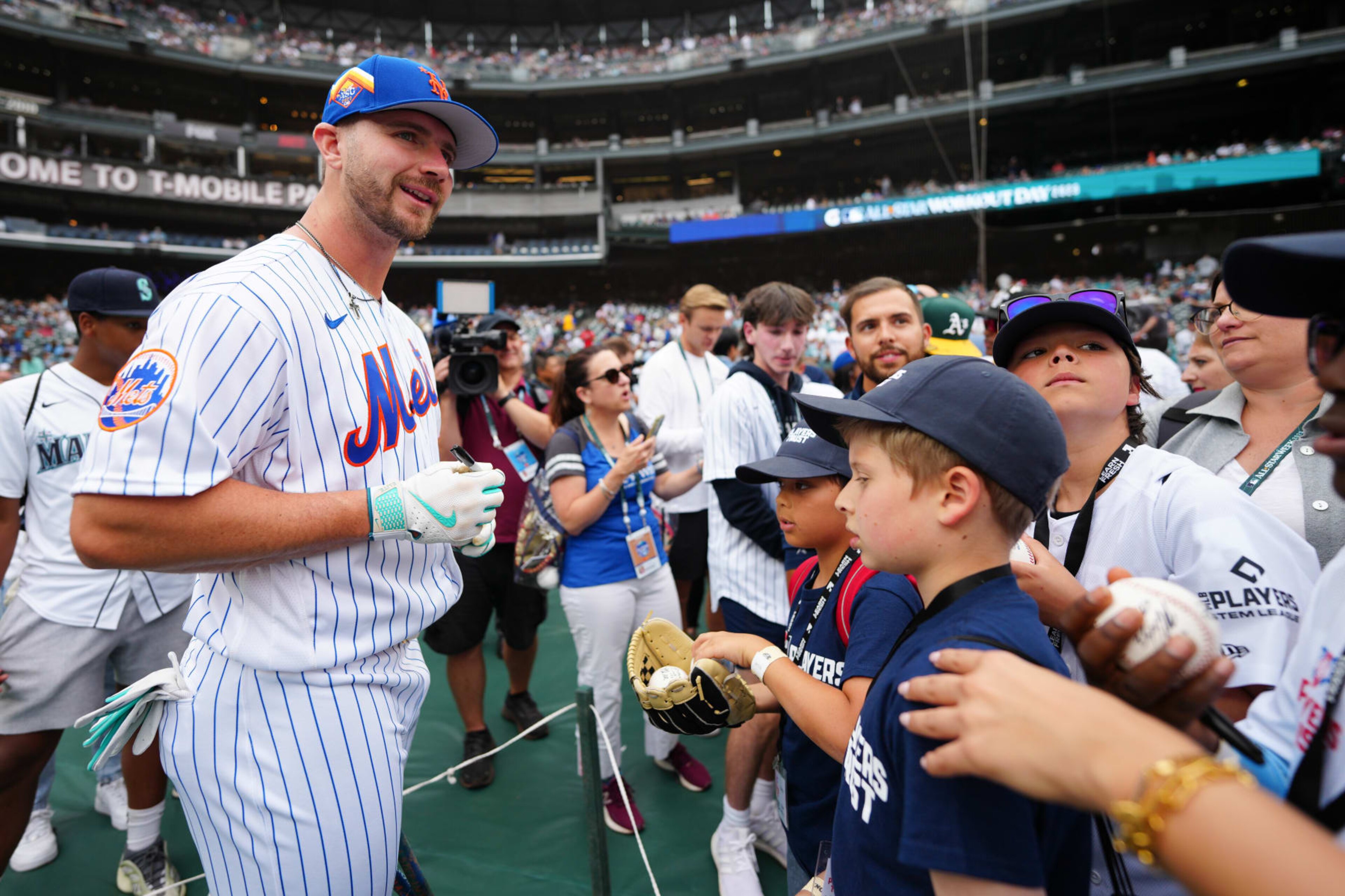 Pete Alonso Pete Alonso