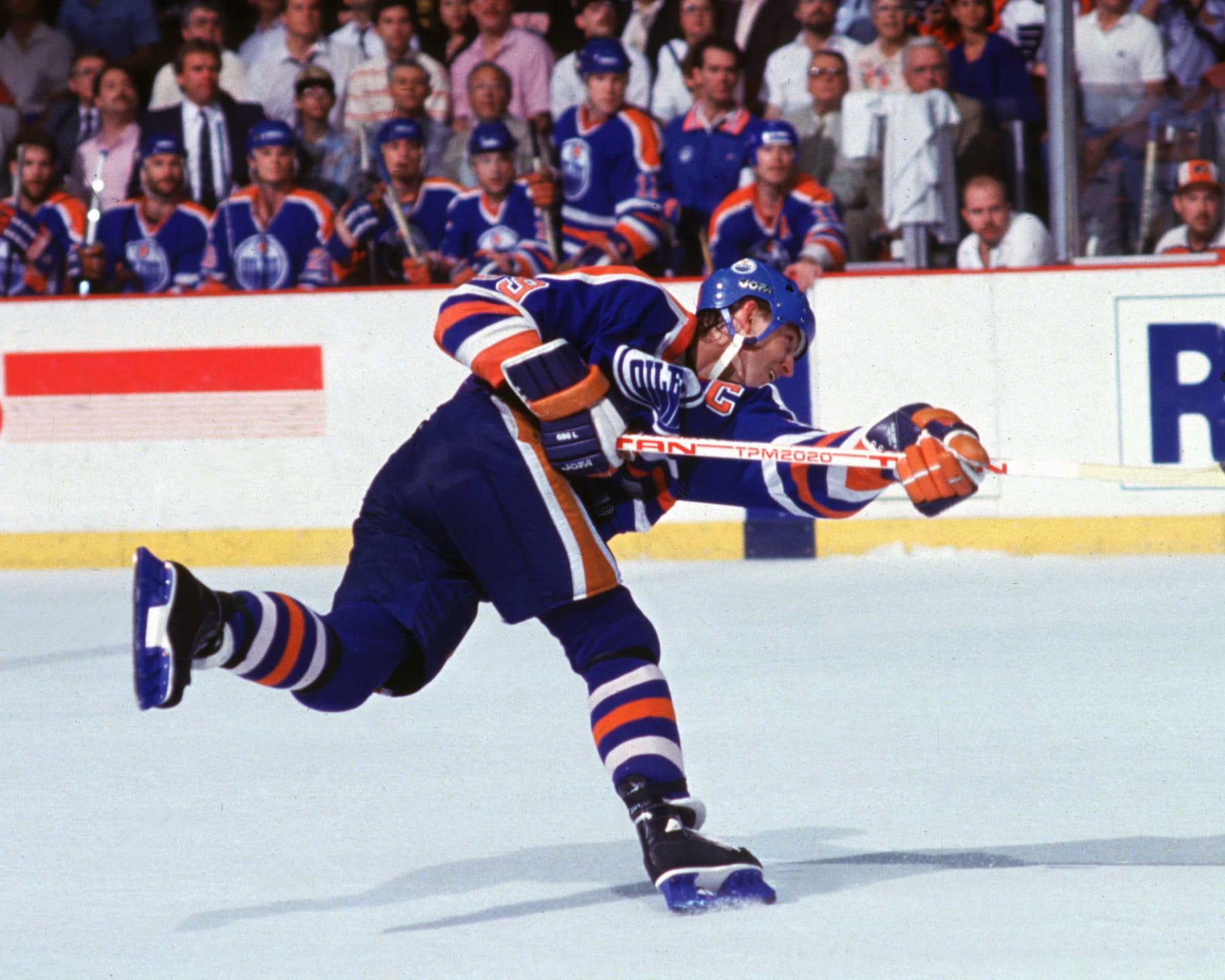 1999 Season: Wayne Gretzky And Player Wayne Gretzky.  (Photo by Bruce Bennett Studios via Getty Images Studios/Getty Images)