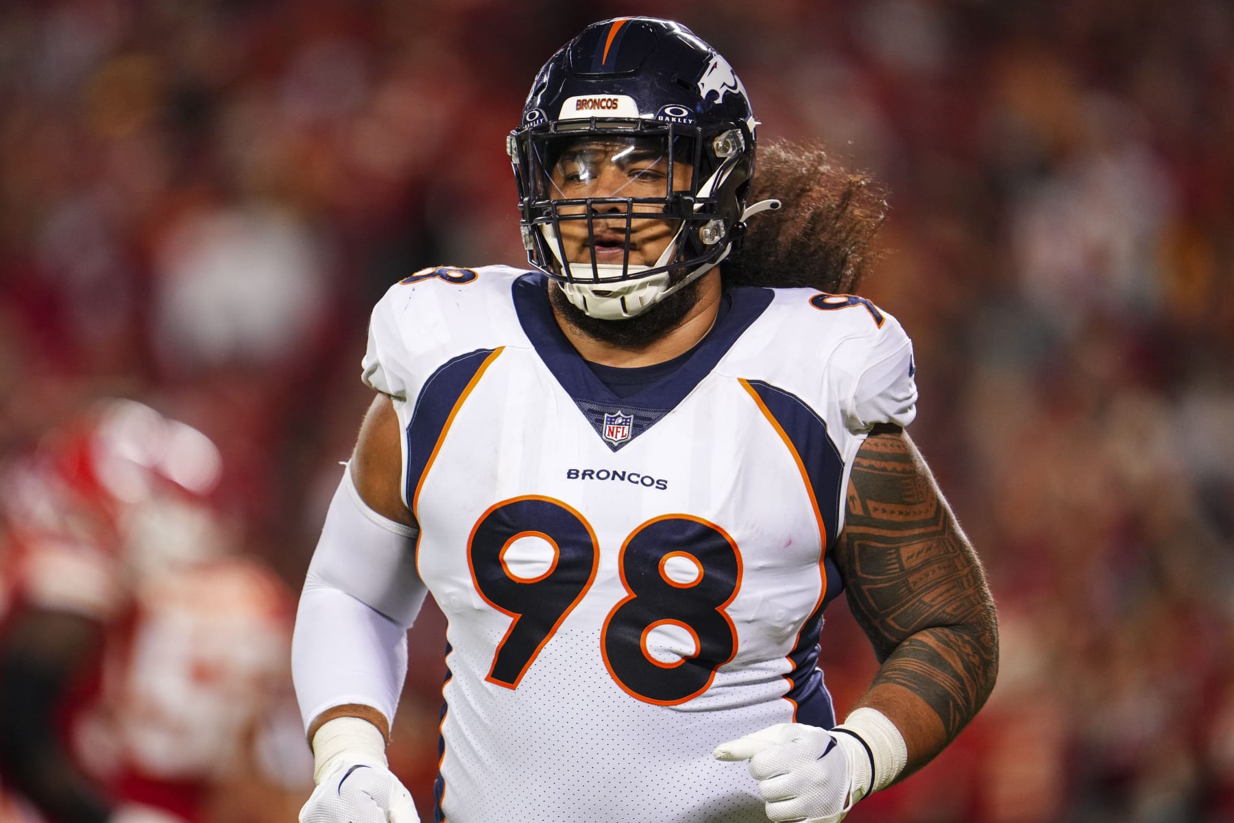 Broncos NT Mike Purcell