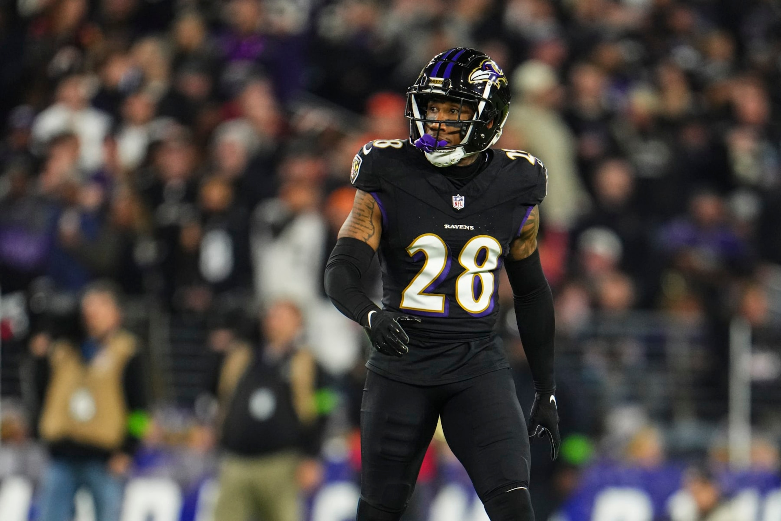 BALTIMORE, MD - NOVEMBER 16: Ronald Darby #28 of the Baltimore Ravens lines up during an NFL football game against the Cincinnati Bengals at M&T Bank Stadium on November 16, 2023 in Baltimore, Maryland. (Photo by Cooper Neill/Getty Images) BALTIMORE, MD - NOVEMBER 16: Ronald Darby #28 of the Baltimore Ravens lines up during an NFL football game against the Cincinnati Bengals at M&T Bank Stadium on November 16, 2023 in Baltimore, Maryland. (Photo by Cooper Neill/Getty Images)