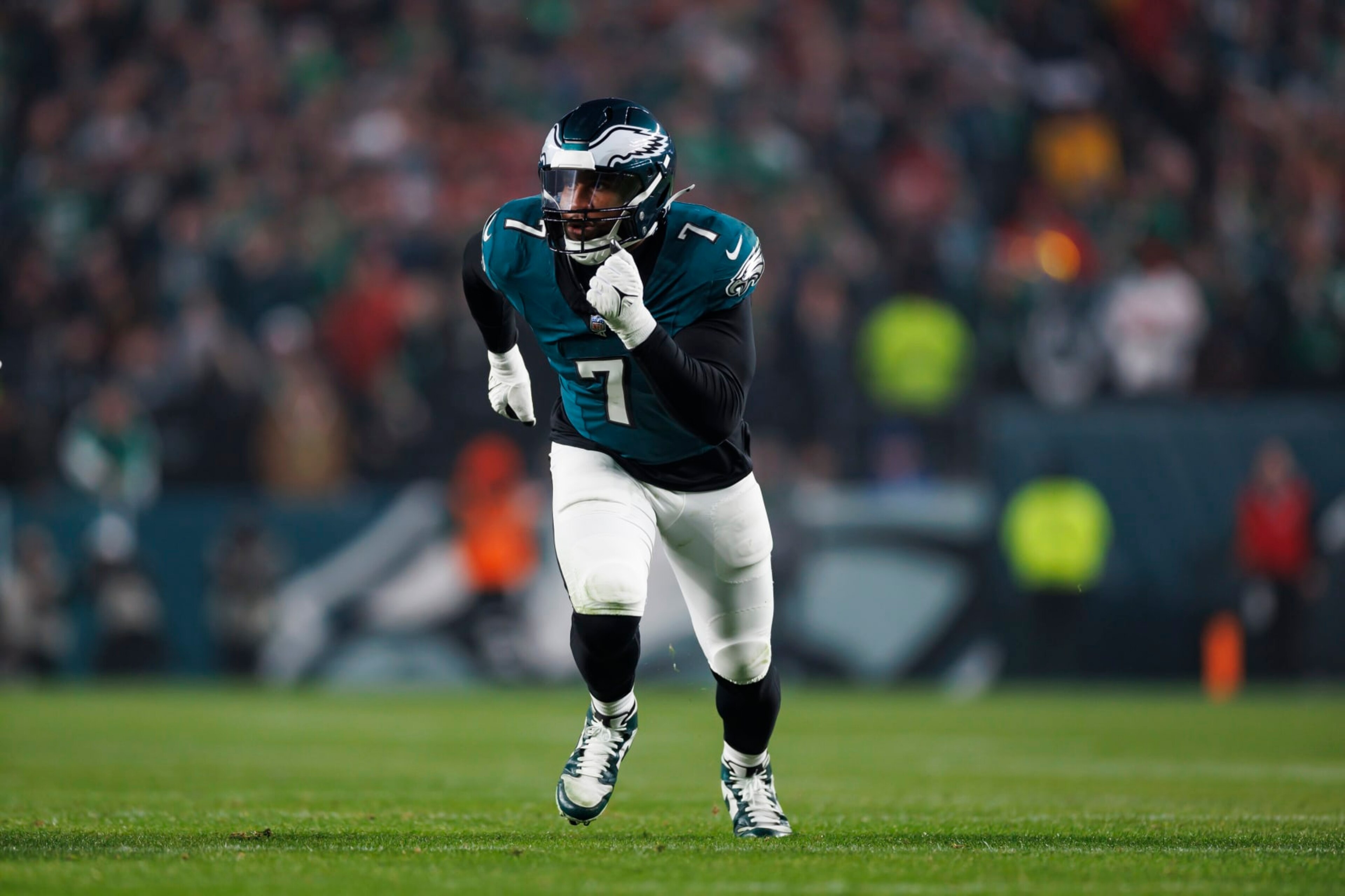 PHILADELPHIA, PENNSYLVANIA - DECEMBER 03: Haason Reddick #7 of the Philadelphia Eagles runs around the edge during an NFL football game against the San Francisco 49ers at Lincoln Financial Field on December 3, 2023 in Philadelphia, Pennsylvania. (Photo by Ryan Kang/Getty Images) PHILADELPHIA, PENNSYLVANIA - DECEMBER 03: Haason Reddick #7 of the Philadelphia Eagles runs around the edge during an NFL football game against the San Francisco 49ers at Lincoln Financial Field on December 3, 2023 in Philadelphia, Pennsylvania. (Photo by Ryan Kang/Getty Images)