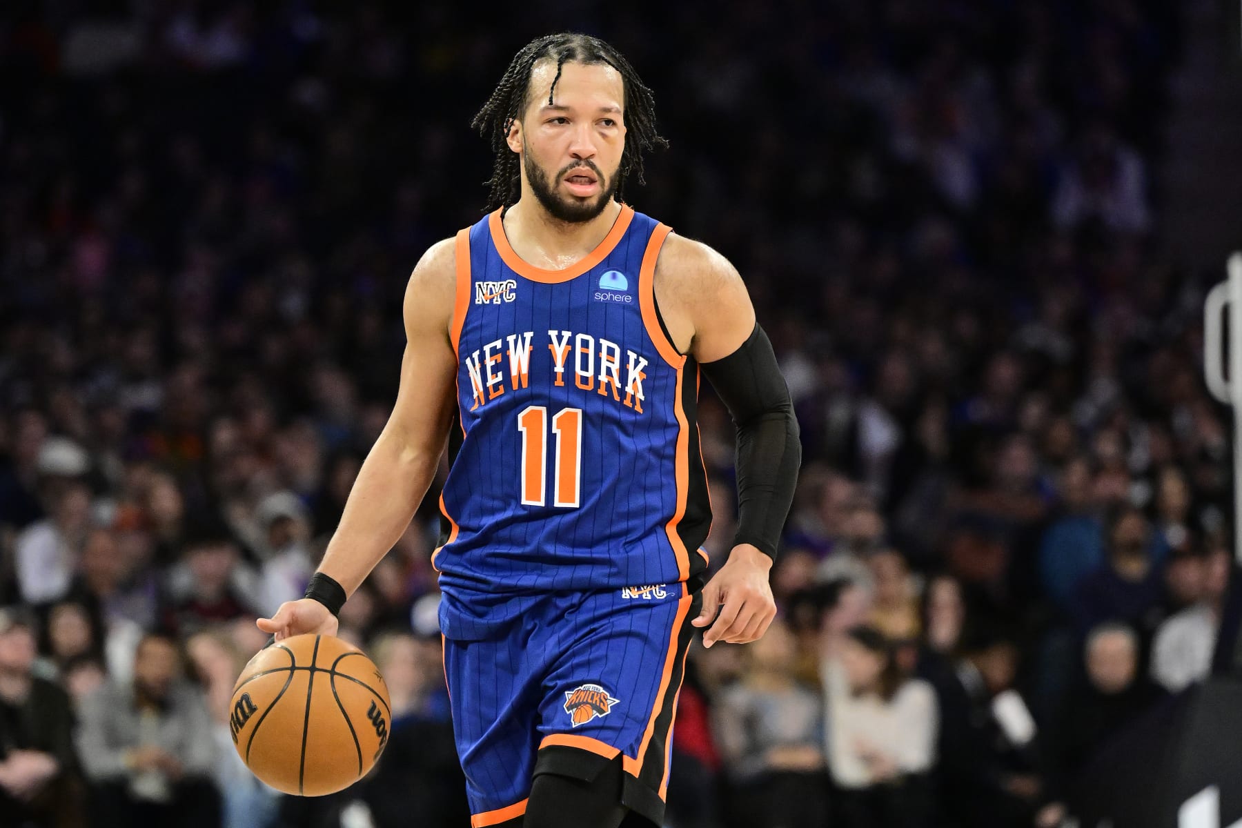 NEW YORK, NEW YORK - FEBRUARY 10:  Jalen Brunson #11 of the New York Knicks handles the ball \ai at Madison Square Garden on February 10, 2024 in New York City. NOTE TO USER: User expressly acknowledges and agrees that, by downloading and or using this photograph, User is consenting to the terms and conditions of the Getty Images License Agreement. (Photo by Steven Ryan/Getty Images)