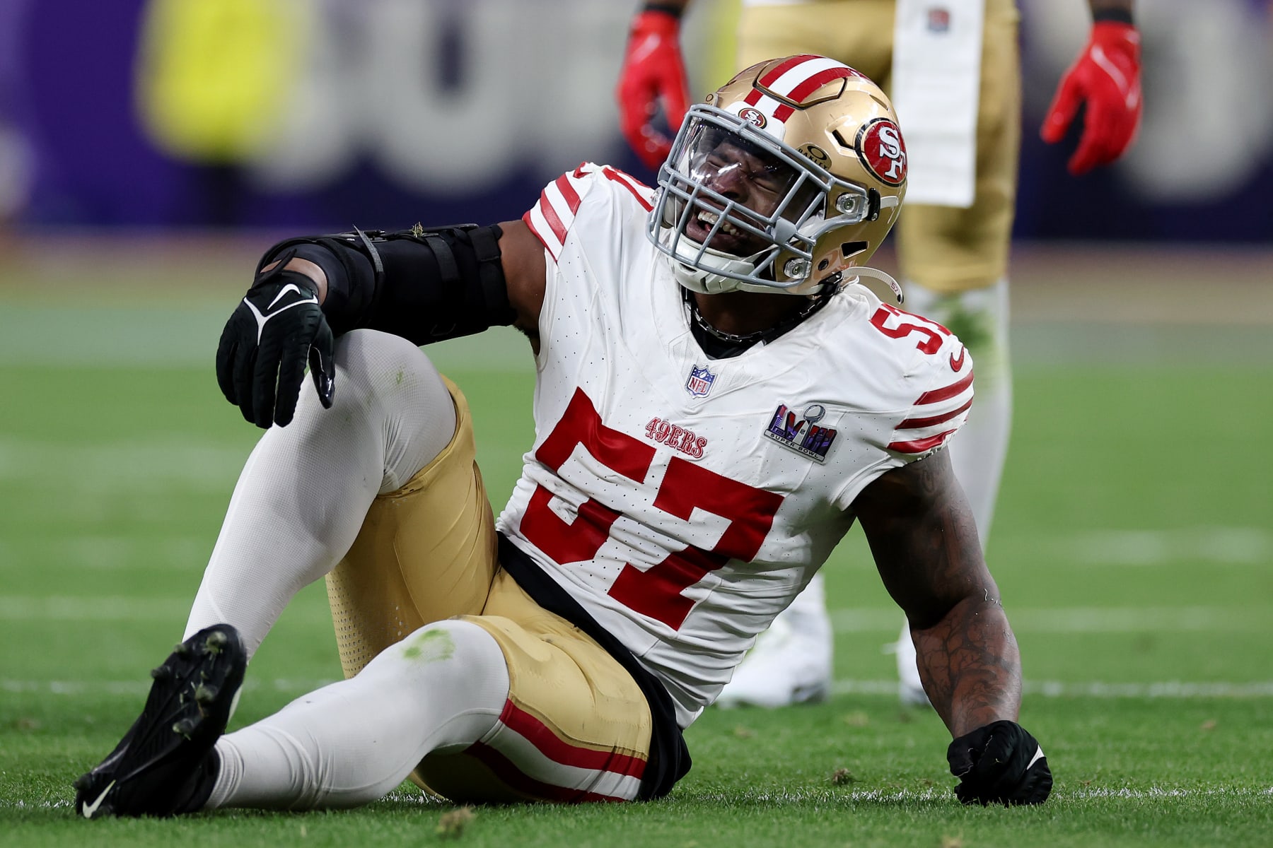 LAS VEGAS, NEVADA - FEBRUARY 11: Dre Greenlaw #57 of the San Francisco 49ers reacts on the field during the second quarter against the Kansas City Chiefs during Super Bowl LVIII at Allegiant Stadium on February 11, 2024 in Las Vegas, Nevada. (Photo by Ezra Shaw/Getty Images)