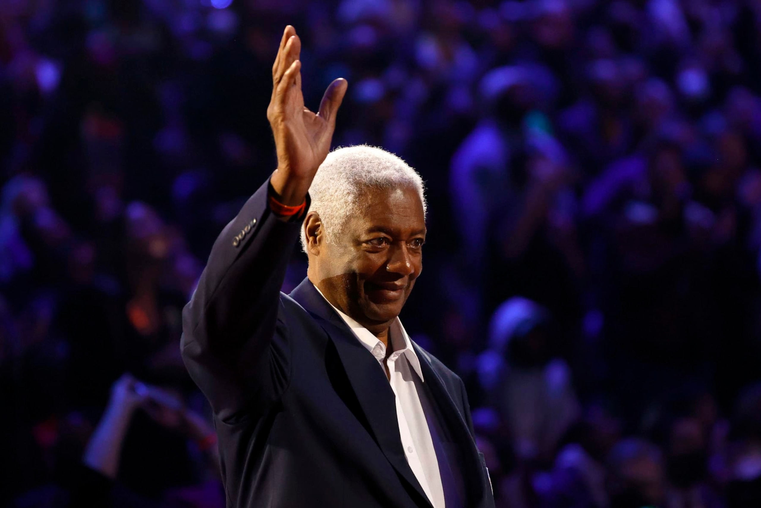 CLEVELAND, OHIO - FEBRUARY 20: Oscar Robertson reacts after being introduced as part of the NBA 75th Anniversary Team during the 2022 NBA All-Star Game at Rocket Mortgage Fieldhouse on February 20, 2022 in Cleveland, Ohio. NOTE TO USER: User expressly acknowledges and agrees that, by downloading and or using this photograph, User is consenting to the terms and conditions of the Getty Images License Agreement. (Photo by Tim Nwachukwu/Getty Images)
