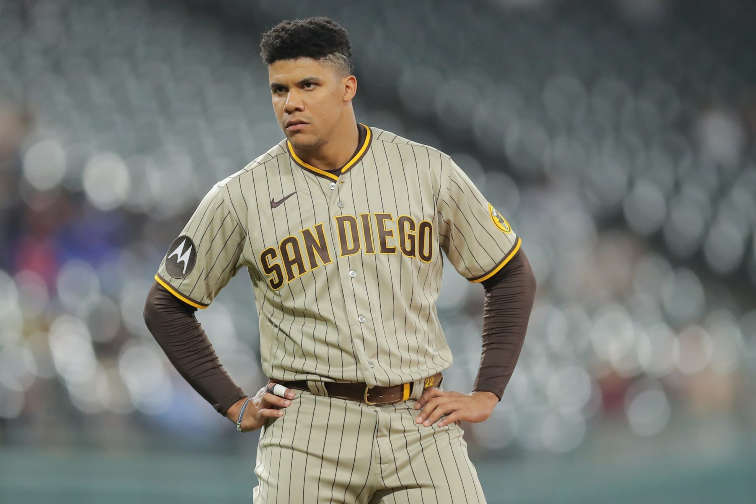 CHICAGO, IL - SEPTEMBER 29: San Diego Padres left fielder Juan Soto (22) looks on during a Major League Baseball game between the San Diego Padres and the Chicago White Sox on September 29, 2023 at Guaranteed Rate Field in Chicago, IL. (Photo by Melissa Tamez/Icon Sportswire via Getty Images)