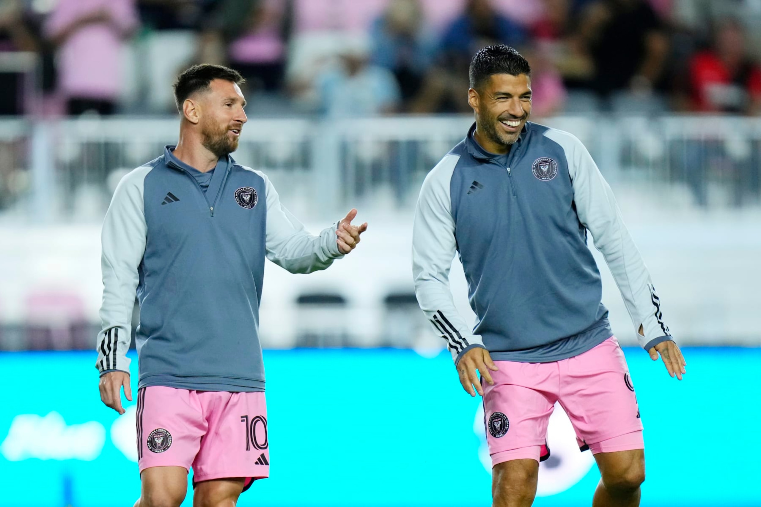 FORT LAUDERDALE, FLORIDA - FEBRUARY 15: Lionel Messi #10 and Luis Suárez #9 of Inter Miami CF warm up before a friendly match against Newell's Old Boys at DRV PNK Stadium on February 15, 2024 in Fort Lauderdale, Florida. (Photo by Rich Storry/Getty Images) FORT LAUDERDALE, FLORIDA - FEBRUARY 15: Lionel Messi #10 and Luis Suárez #9 of Inter Miami CF warm up before a friendly match against Newell's Old Boys at DRV PNK Stadium on February 15, 2024 in Fort Lauderdale, Florida. (Photo by Rich Storry/Getty Images)