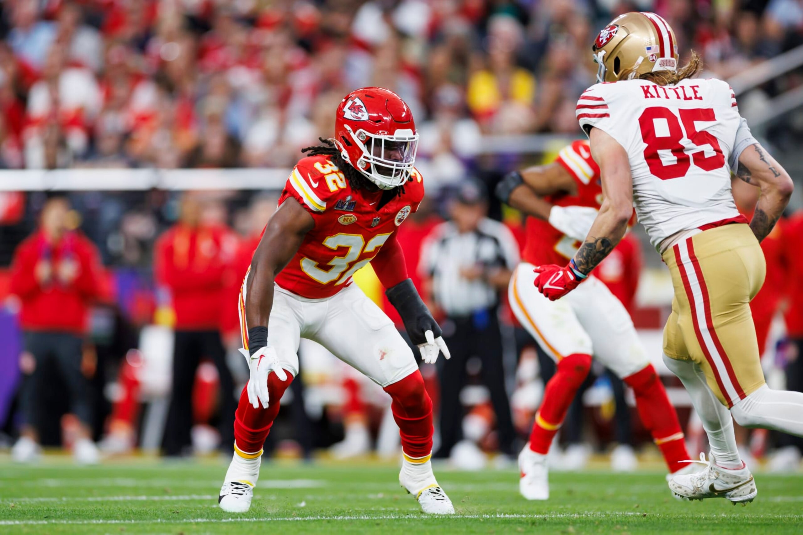 LAS VEGAS, NEVADA - FEBRUARY 11: Nick Bolton #32 of the Kansas City Chiefs defends in coverage during Super Bowl LVIII against the San Francisco 49ers at Allegiant Stadium on February 11, 2024 in Las Vegas, Nevada. (Photo by Ryan Kang/Getty Images)