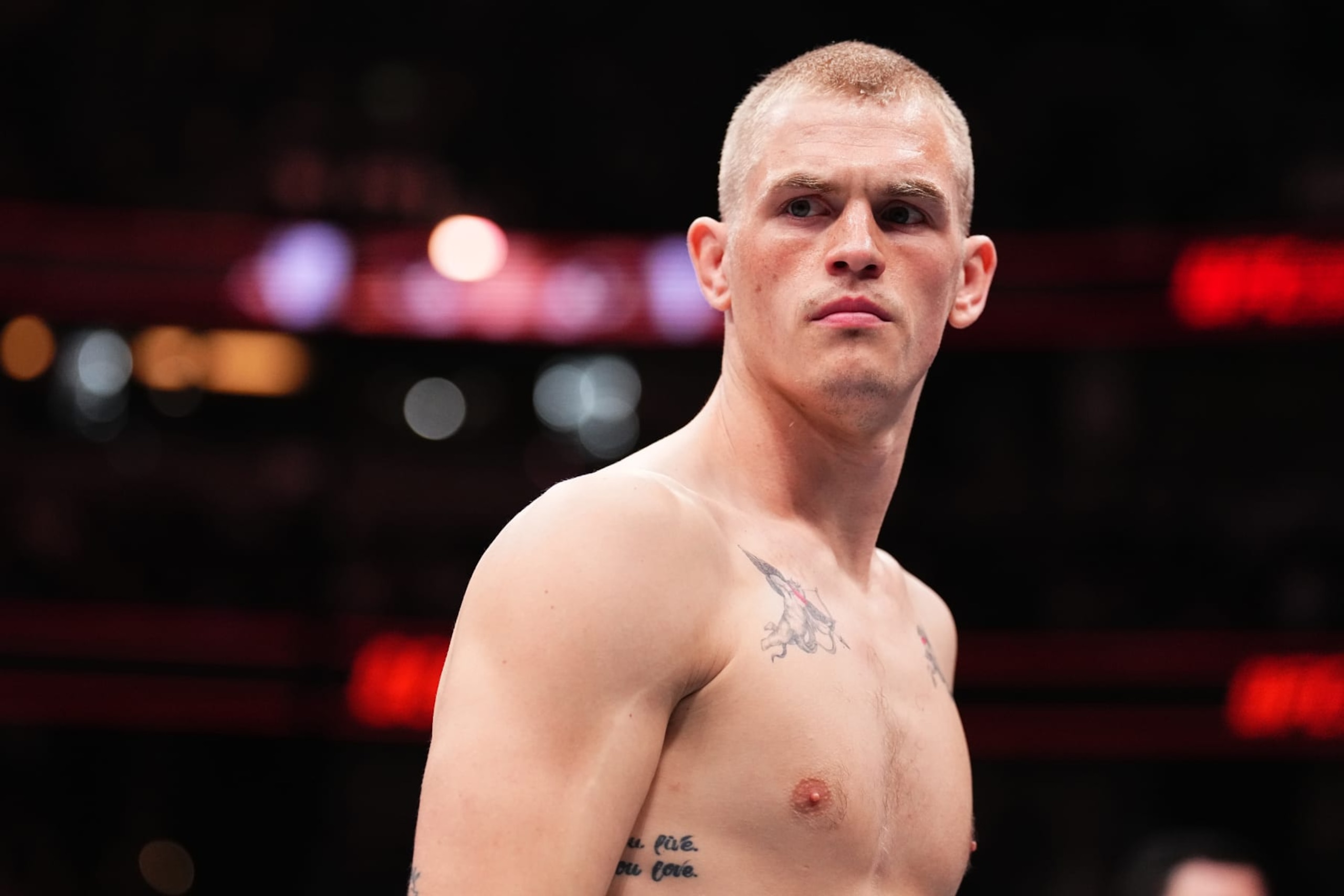 ANAHEIM, CALIFORNIA - FEBRUARY 17: Ian Garry of Ireland prepares to face Geoff Neal in a welterweight fight during the UFC 298 event at Honda Center on February 17, 2024 in Anaheim, California. (Photo by Chris Unger/Zuffa LLC via Getty Images)