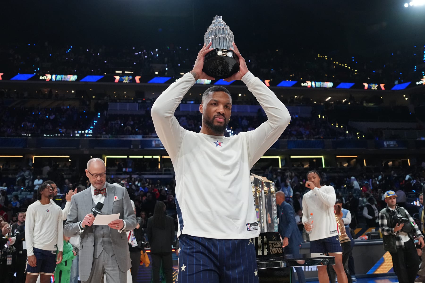 INDIANAPOLIS, IN - FEBRUARY 18: Damian Lillard #0 of the Eastern Conference celebrates with the Kobe Bryant Trophy after winning MVP during the NBA All-Star Game as part of NBA All-Star Weekend on Sunday, February 18, 2024 at Gainbridge Fieldhouse in Indianapolis, Indiana. NOTE TO USER: User expressly acknowledges and agrees that, by downloading and/or using this Photograph, user is consenting to the terms and conditions of the Getty Images License Agreement. Mandatory Copyright Notice: Copyright 2024 NBAE (Photo by Jesse D. Garrabrant/NBAE via Getty Images)