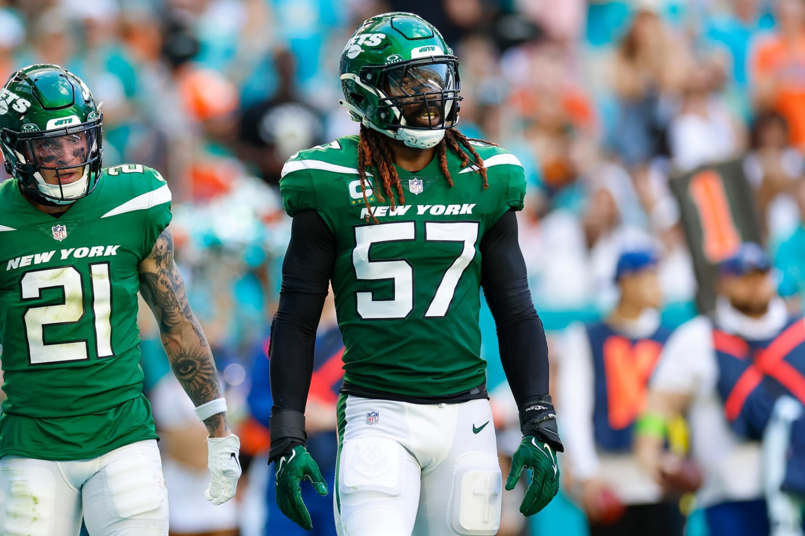 MIAMI GARDENS, FLORIDA - DECEMBER 17: C.J. Mosley #57 of the New York Jets reacts during a game against the Miami Dolphins at Hard Rock Stadium on December 17, 2023 in Miami Gardens, Florida. (Photo by Brandon Sloter/Image Of Sport/Getty Images)