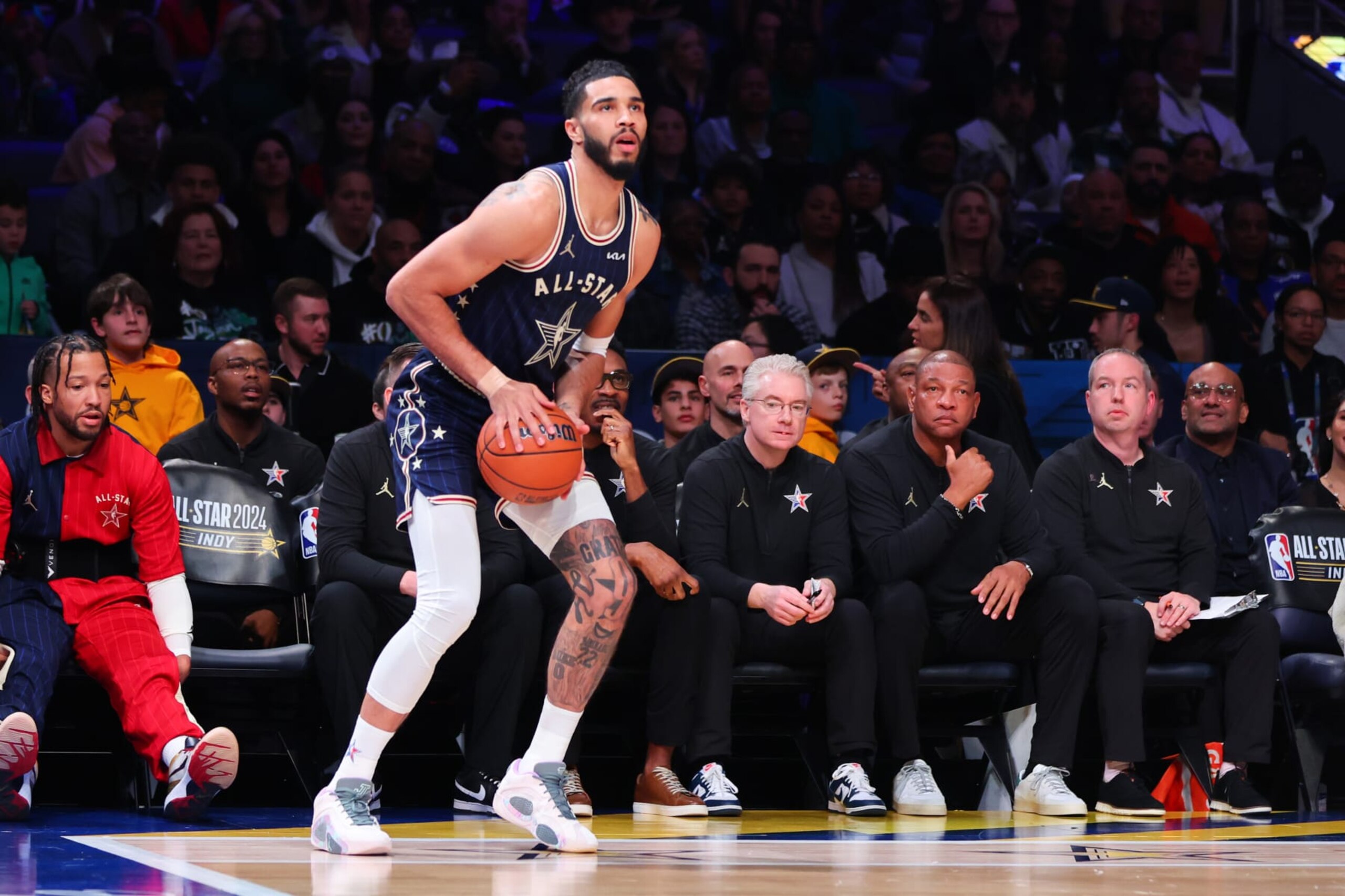 INDIANAPOLIS, INDIANA - FEBRUARY 18: Jayson Tatum #0 of the Boston Celtics and Eastern Conference All-Stars shoots the ball against the Western Conference All-Stars in the first quarter during the 2024 NBA All-Star Game at Gainbridge Fieldhouse on February 18, 2024 in Indianapolis, Indiana. NOTE TO USER: User expressly acknowledges and agrees that, by downloading and or using this photograph, User is consenting to the terms and conditions of the Getty Images License Agreement. (Photo by Stacy Revere/Getty Images) INDIANAPOLIS, INDIANA - FEBRUARY 18: Jayson Tatum #0 of the Boston Celtics and Eastern Conference All-Stars shoots the ball against the Western Conference All-Stars in the first quarter during the 2024 NBA All-Star Game at Gainbridge Fieldhouse on February 18, 2024 in Indianapolis, Indiana. NOTE TO USER: User expressly acknowledges and agrees that, by downloading and or using this photograph, User is consenting to the terms and conditions of the Getty Images License Agreement. (Photo by Stacy Revere/Getty Images)
