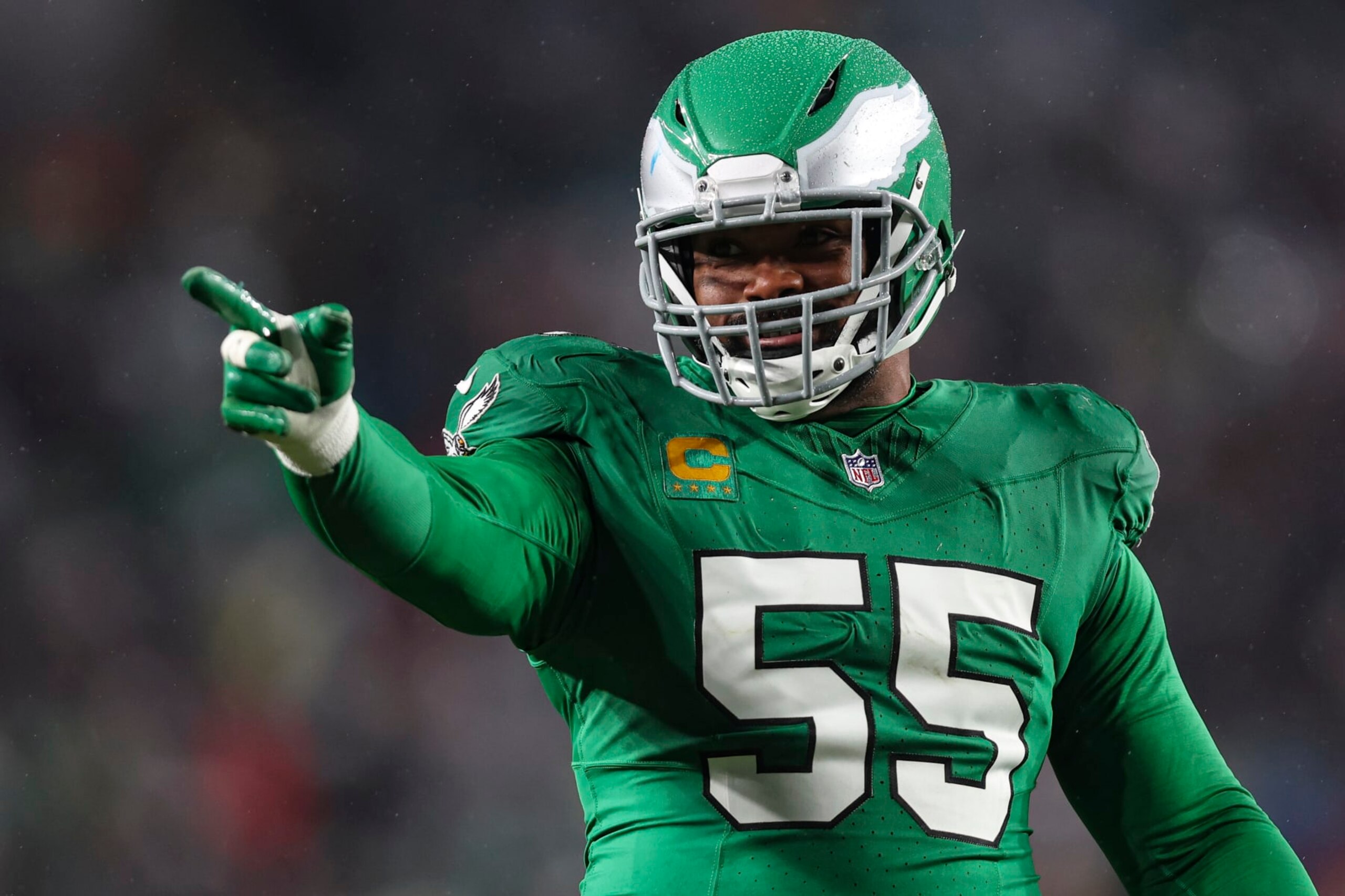 Eagles Edge Brandon Graham